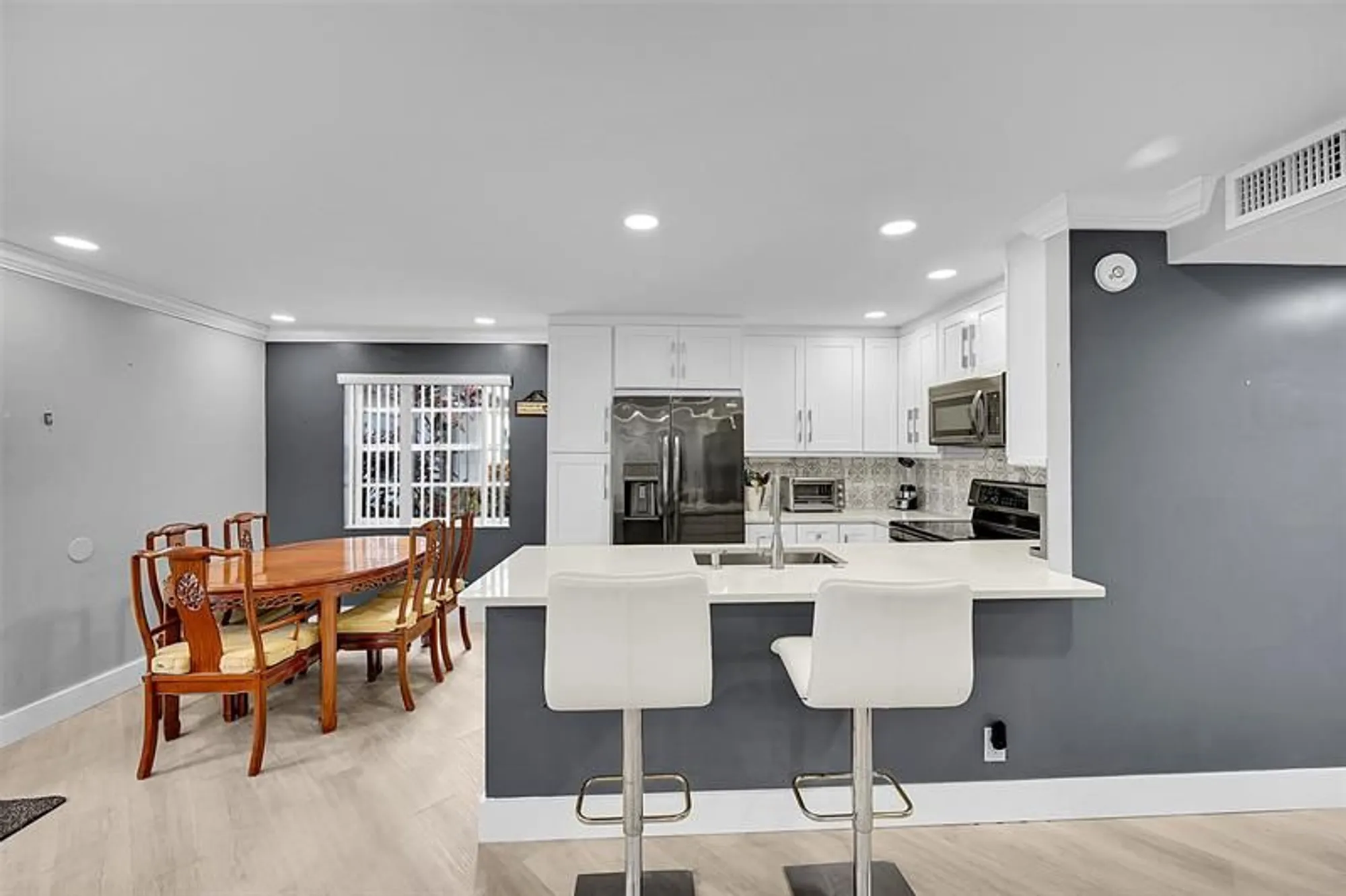 Property Slideshow image 6 of 23 | 964 normandy u u, Delray Beach, FL, 33484