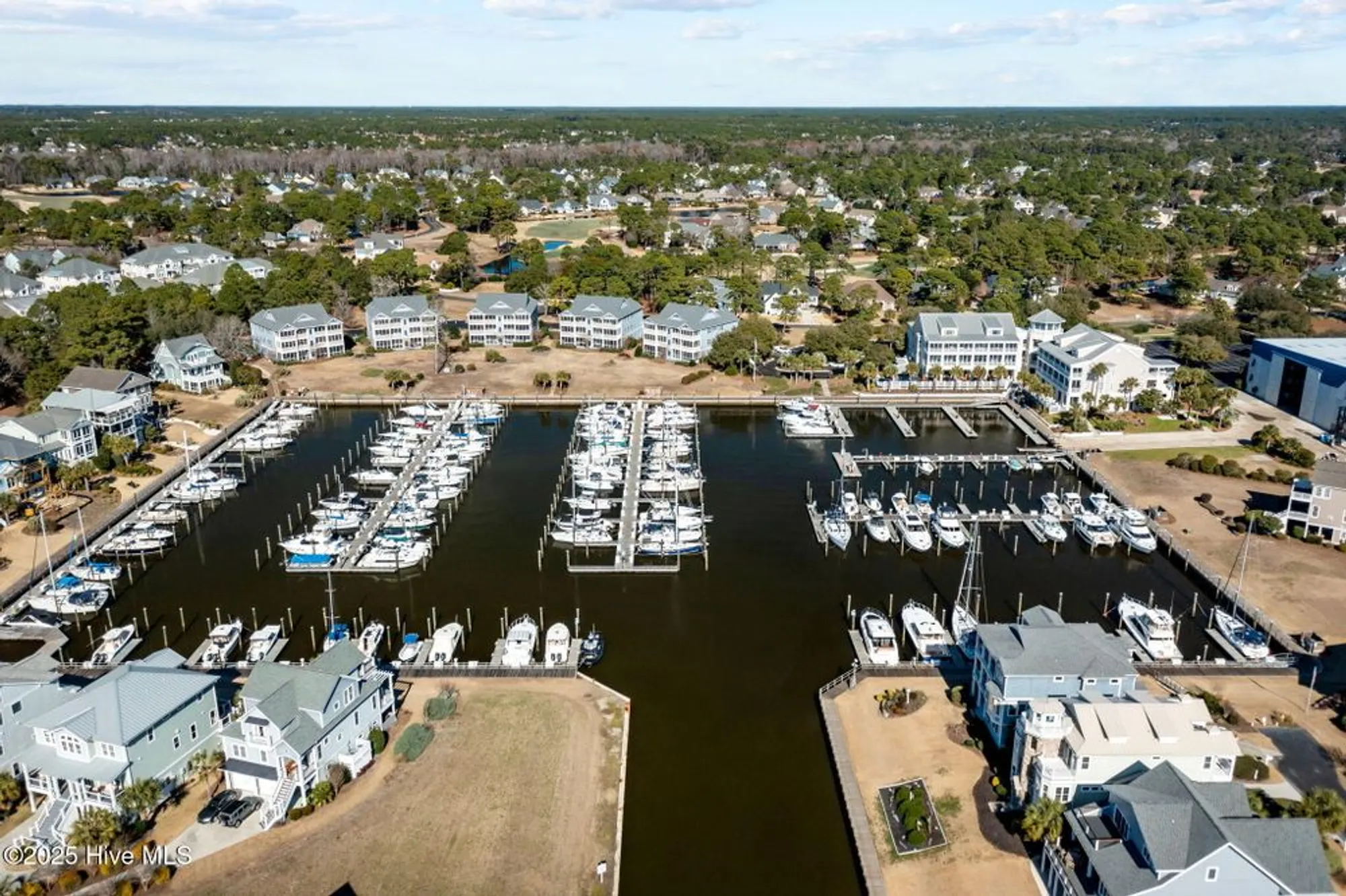 Property Slideshow image 72 of 80 | 3931 members club blvd, Southport, NC, 28461