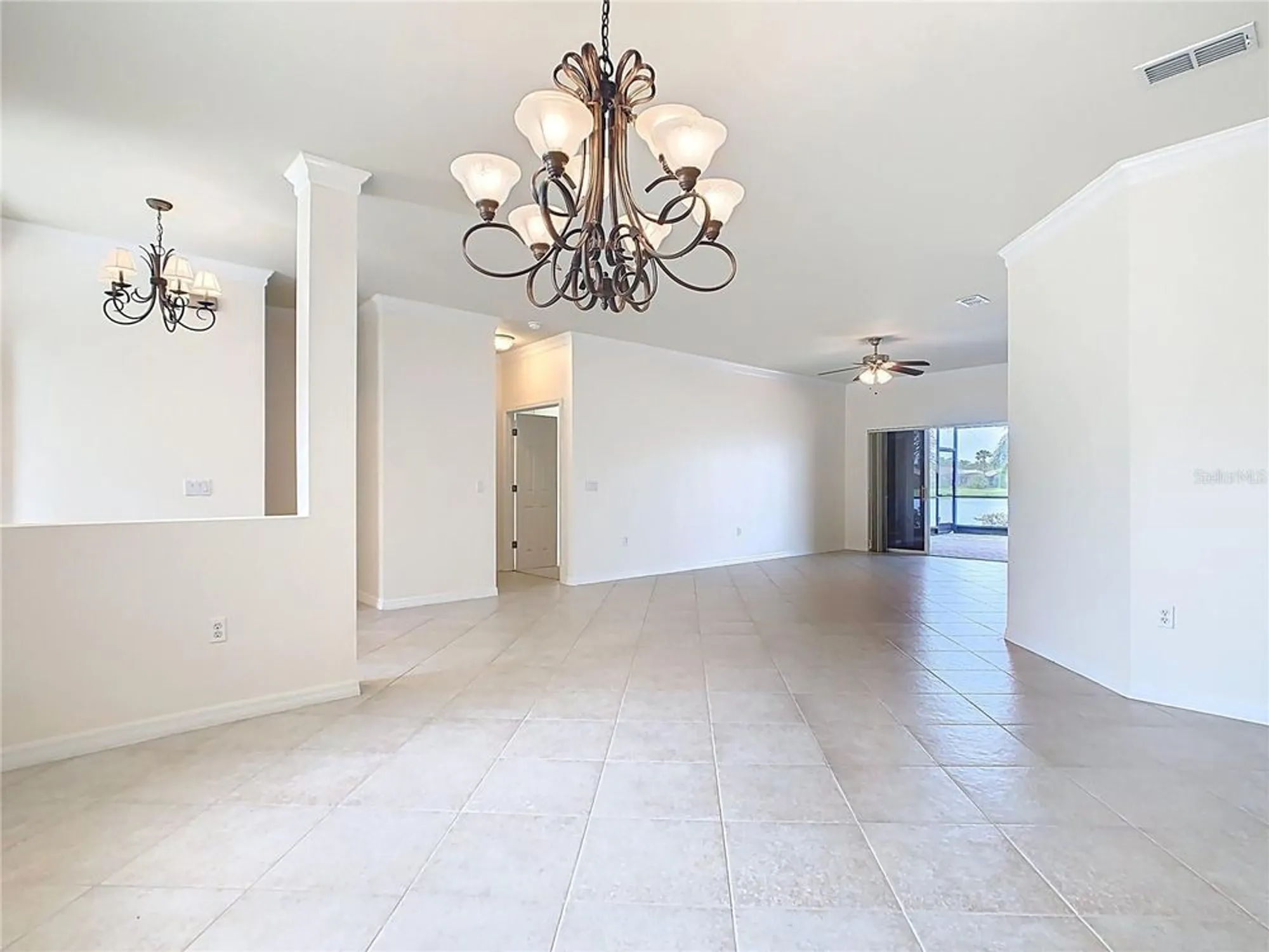 Property Slideshow image 10 of 67 | 644 shorehaven dr, Kissimmee, FL, 34759