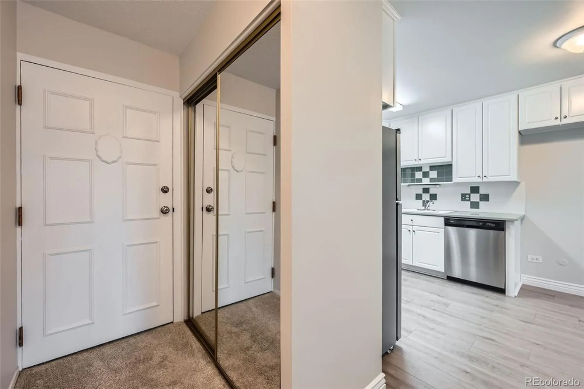 Property Slideshow image 6 of 12 | 655 s alton way 6c, Denver, CO, 80247