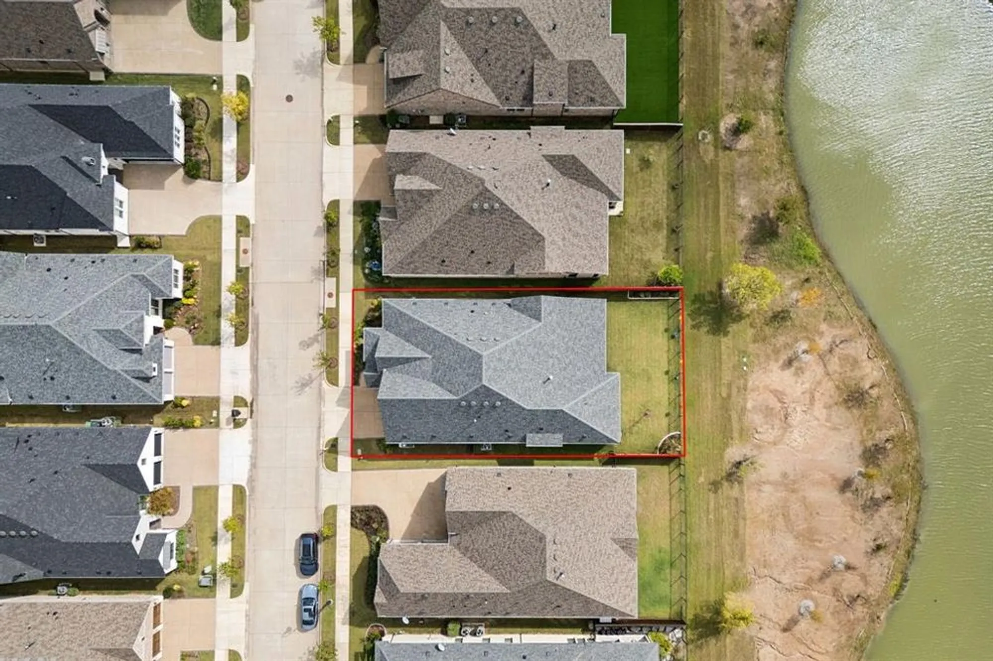 Property Slideshow image 32 of 34 | 4724 cherry bark trl, Arlington, TX, 76005