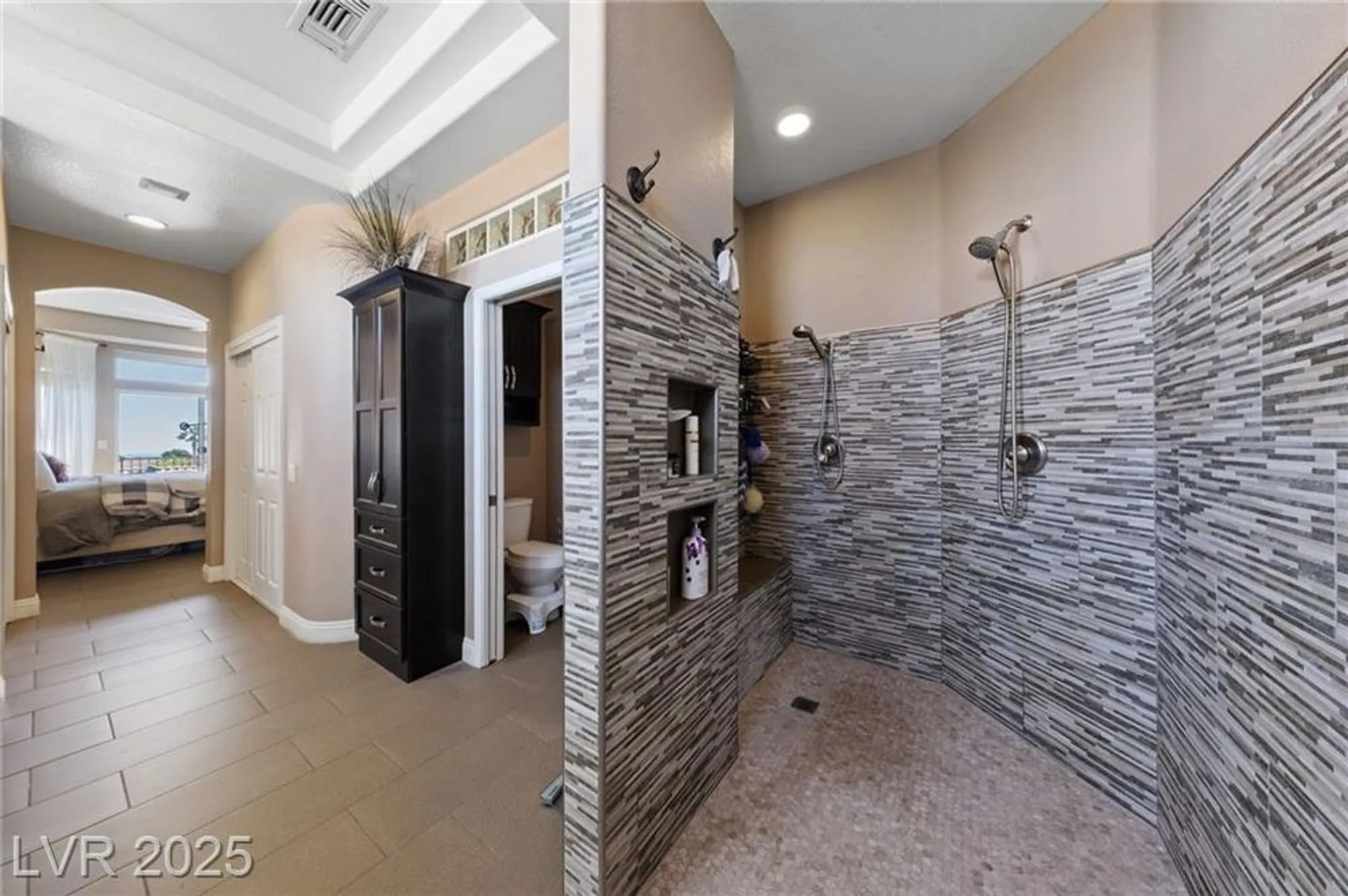 Property Slideshow image 50 of 69 | 2616 faiss dr, Las Vegas, NV, 89134