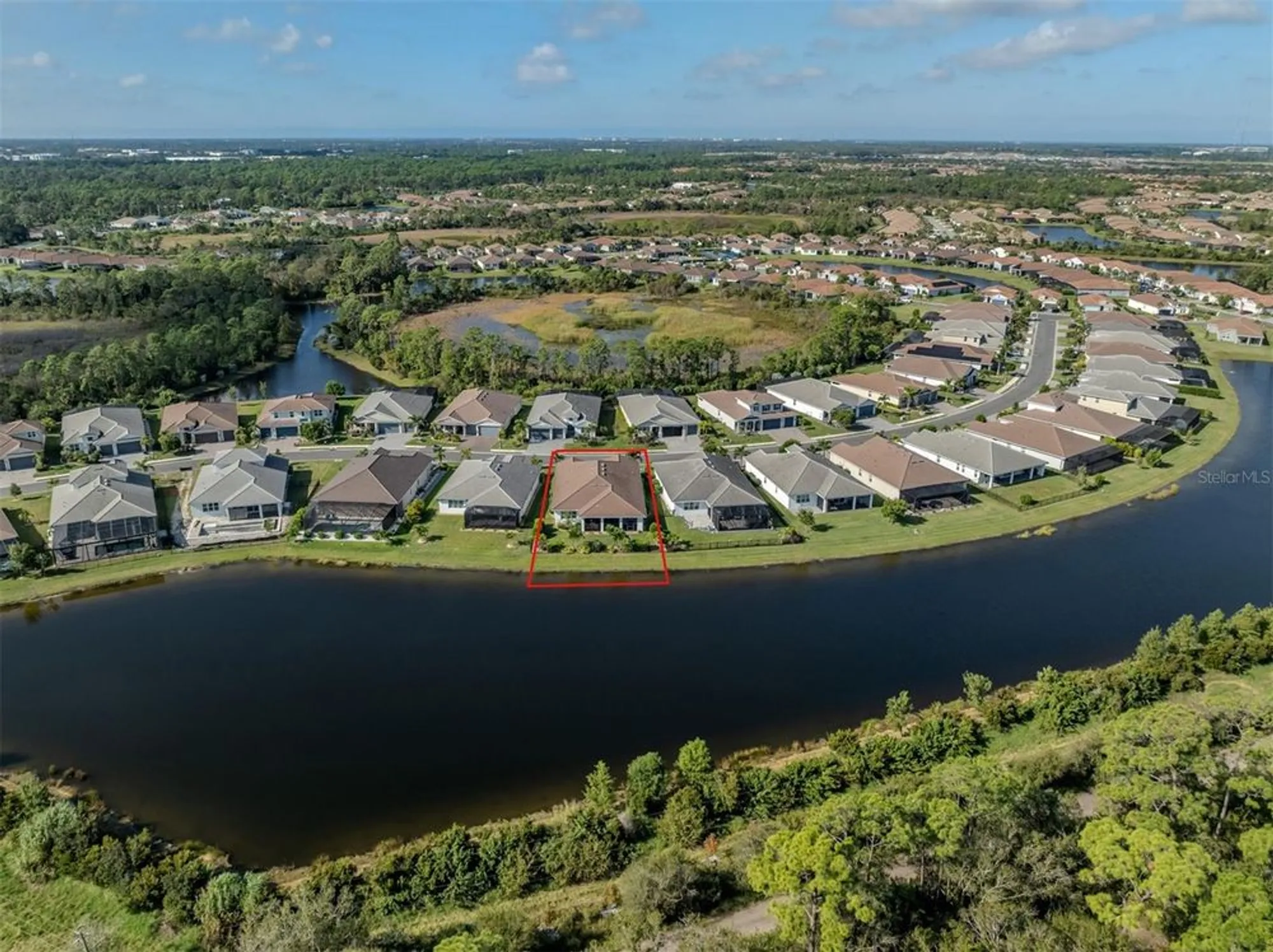 Property Slideshow image 34 of 78 | 592 mistiflower cir, Nokomis, FL, 34275