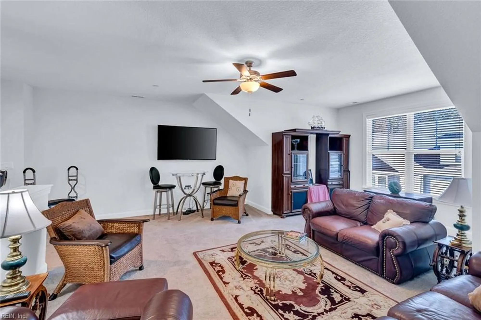 Property Slideshow image 33 of 36 | 936 biltmore way # 37, Chesapeake, VA, 23320