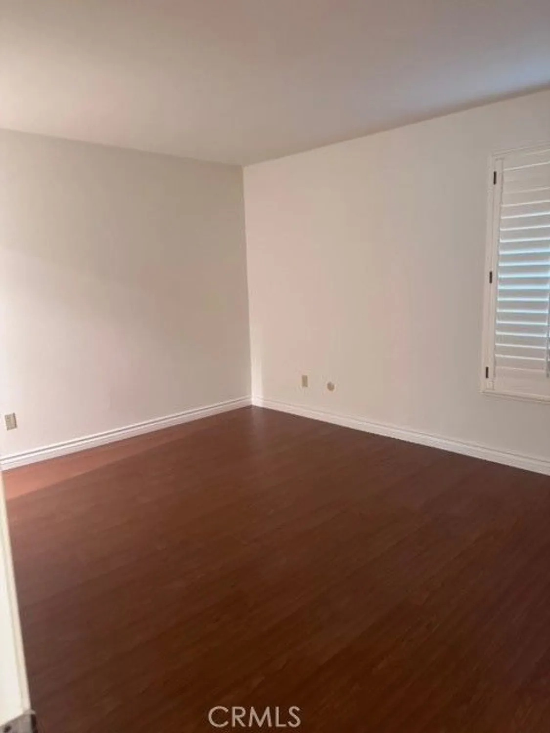 Property Slideshow image 8 of 10 | 26351 oak plain dr d, Newhall, CA, 91321