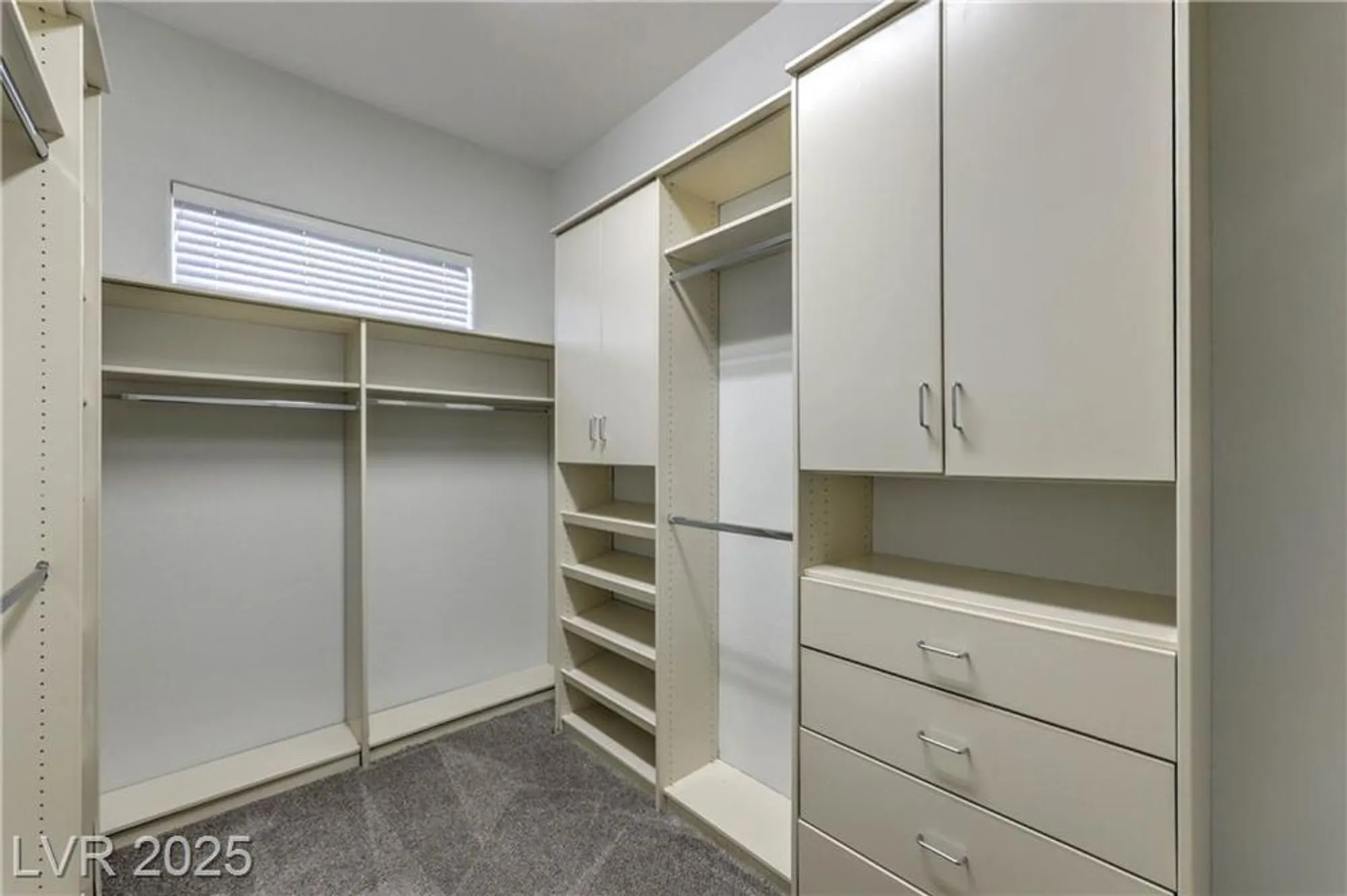 Property Slideshow image 18 of 35 | 2563 collinsville dr, Henderson, NV, 89052