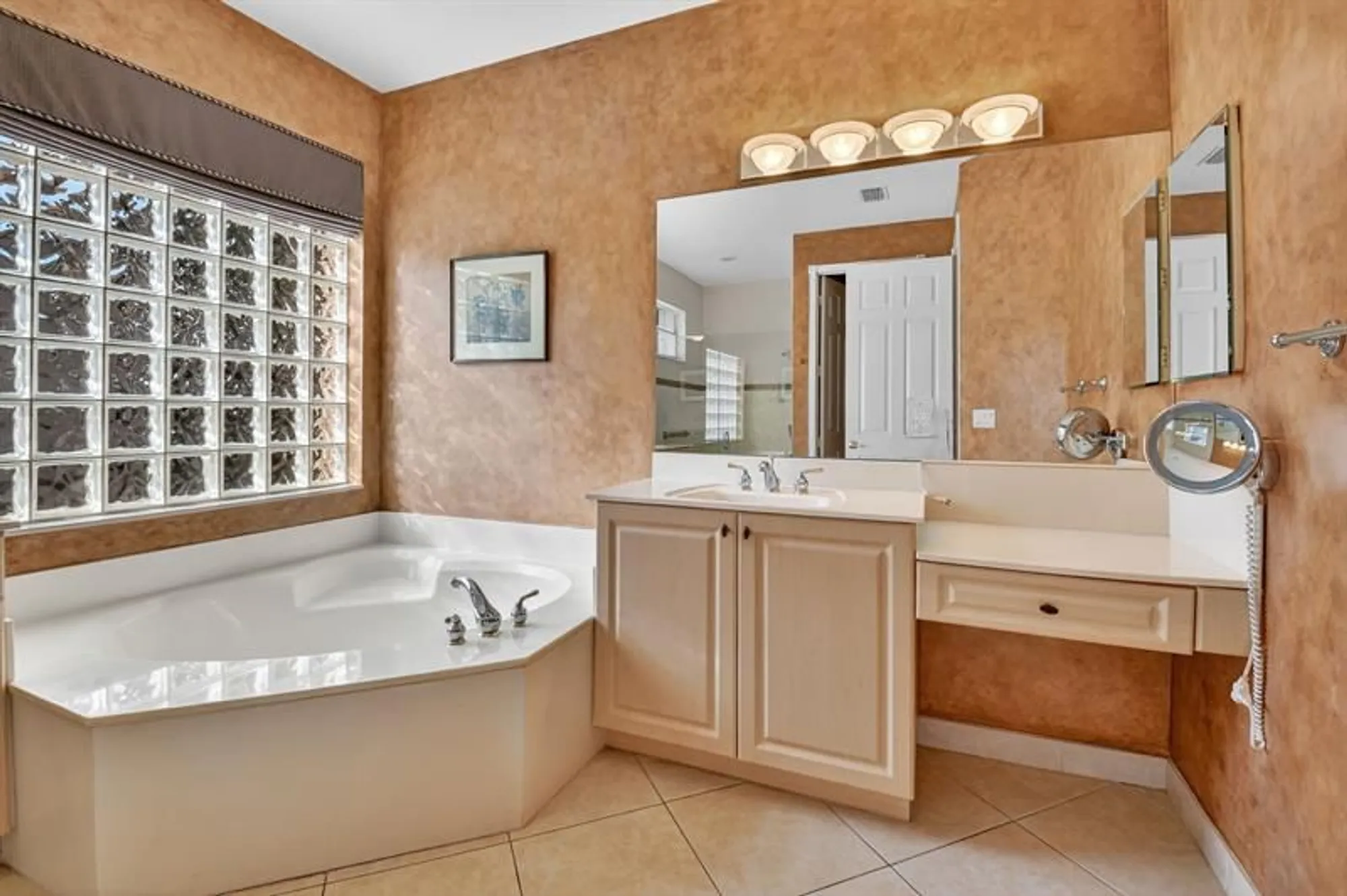 Property Slideshow image 30 of 64 | 8871 majorca bay dr, Lake Worth, FL, 33467