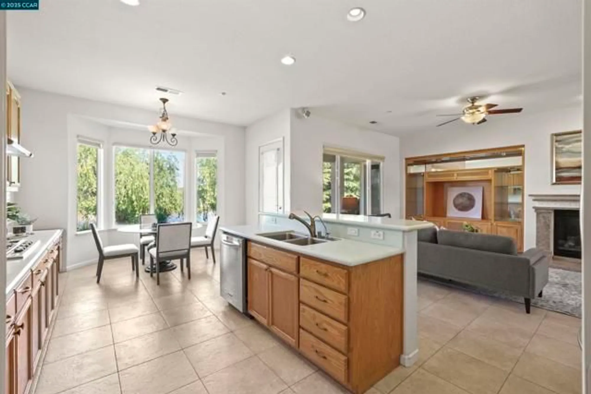 Property Slideshow image 15 of 59 | 1129 jonagold way, Brentwood, CA, 94513