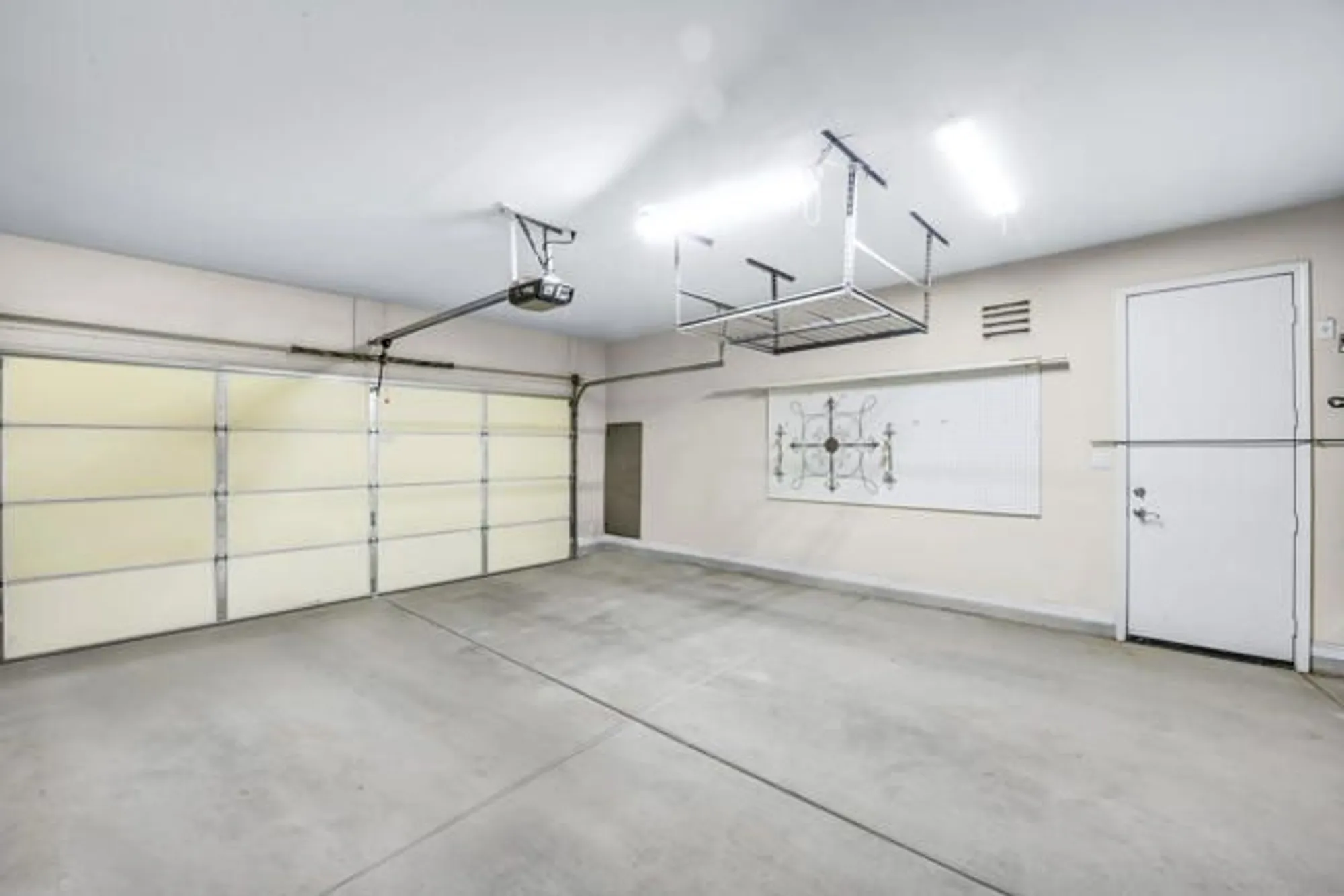 Property Slideshow image 34 of 47 | 80642 avenida camarillo, Indio, CA, 92203