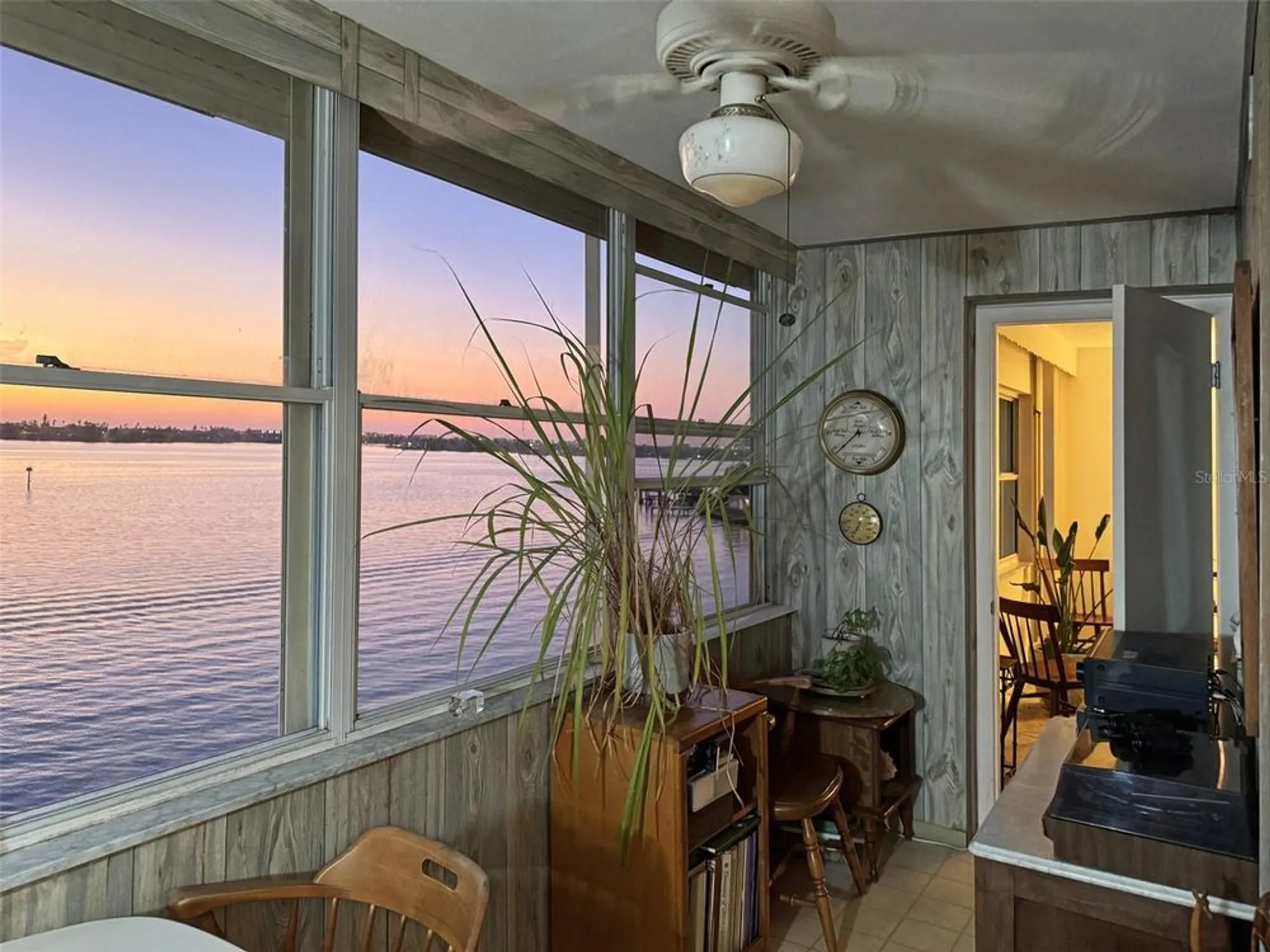 Property Slideshow image 42 of 46 | 4750 cove cir apt 502, St Petersburg, FL, 33708