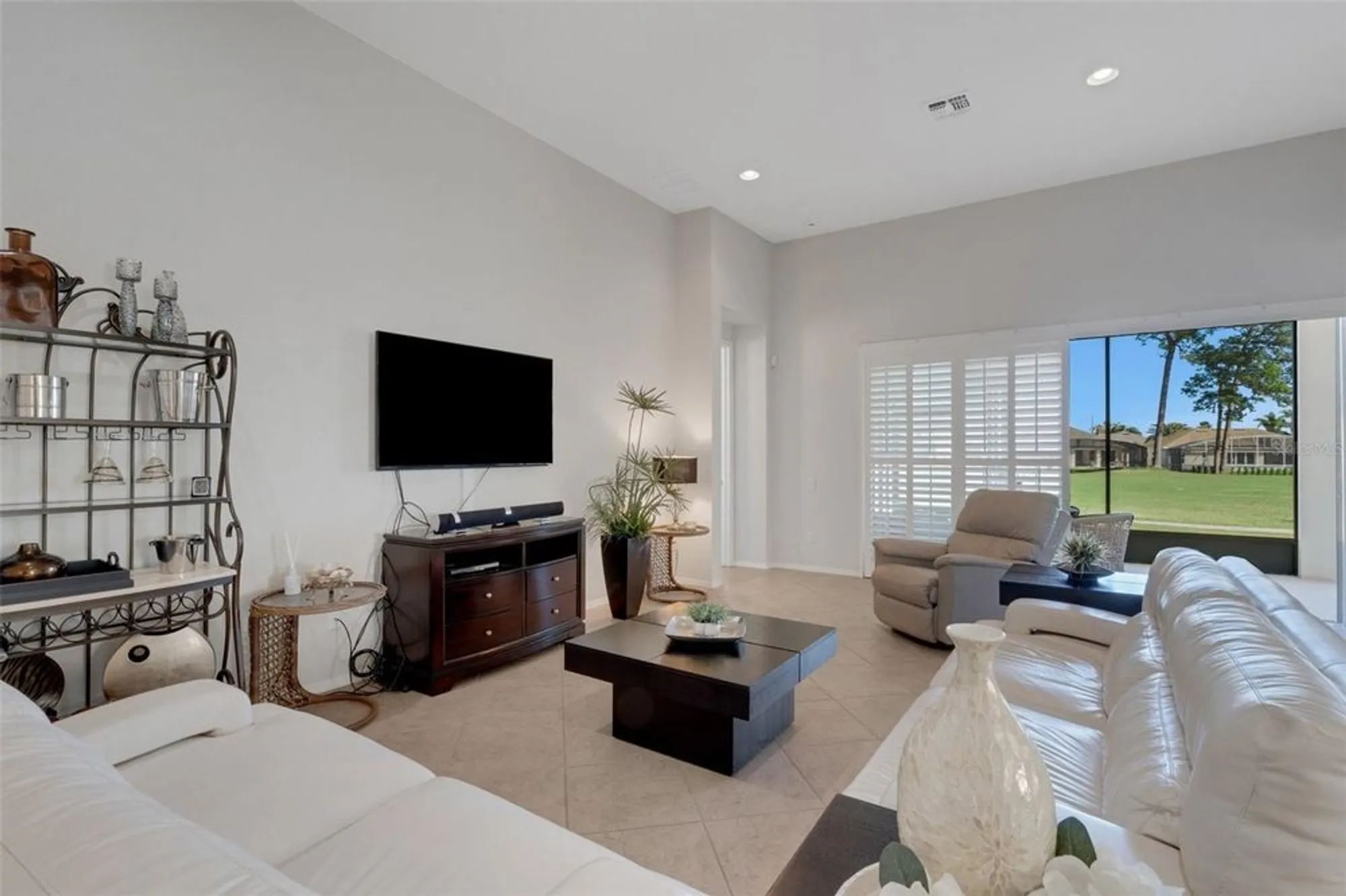 Property Slideshow image 12 of 86 | 280 del sol ave, Davenport, FL, 33837