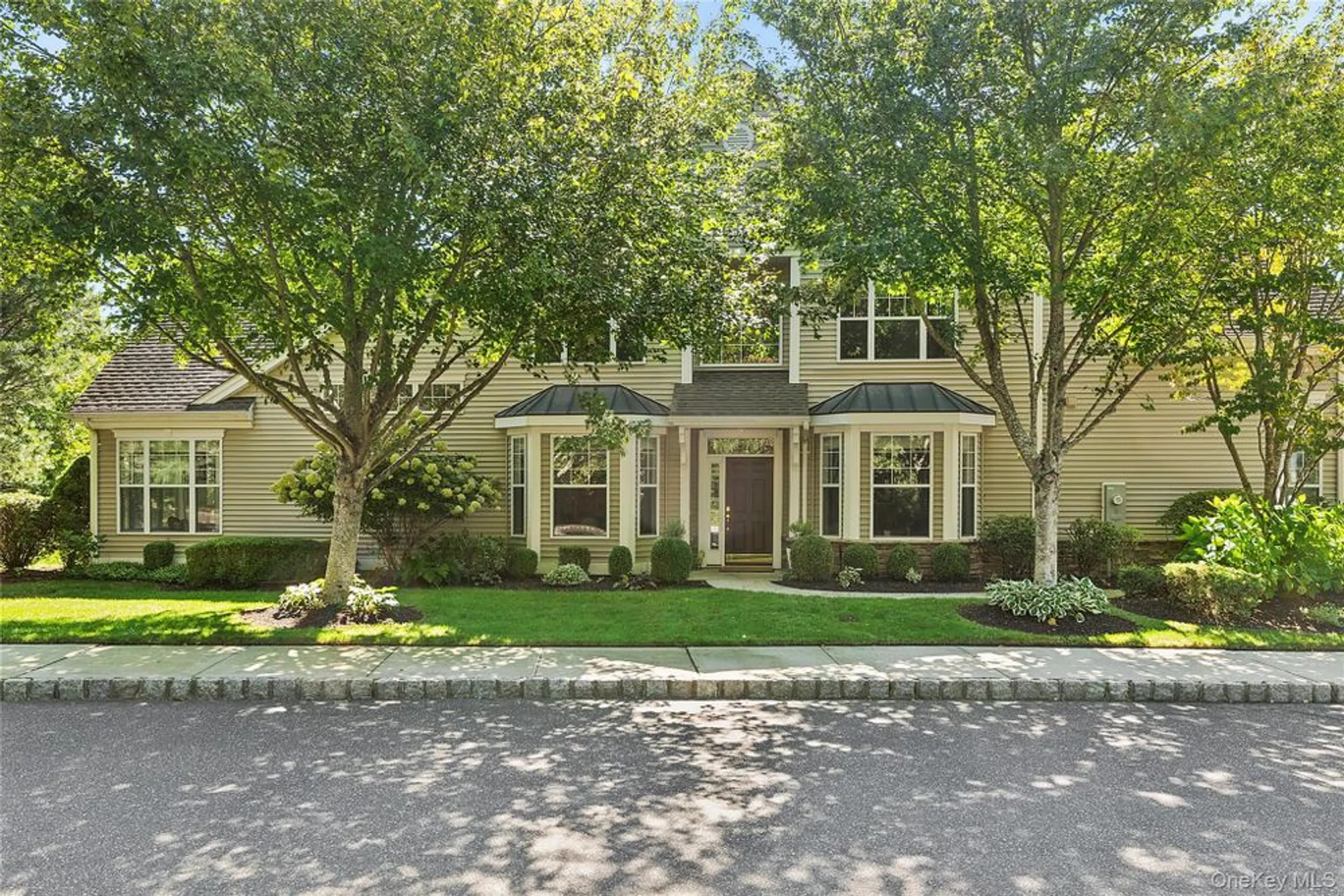 Property Slideshow image 1 of 18 | 167 melody ct, Eastport, NY, 11941