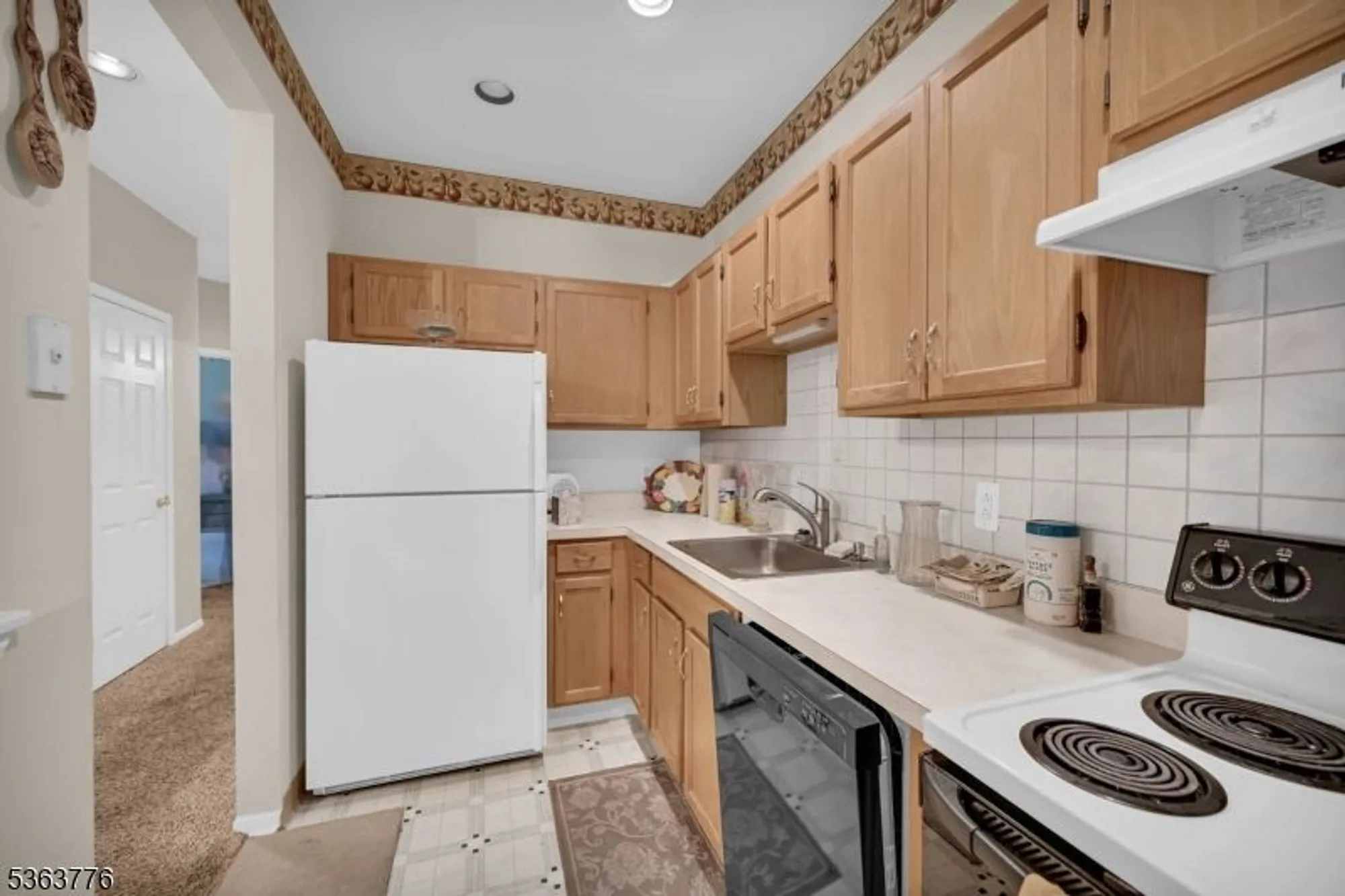 Property Slideshow image 14 of 30 | 5321 richmond rd # 321, West Milford, NJ, 07480