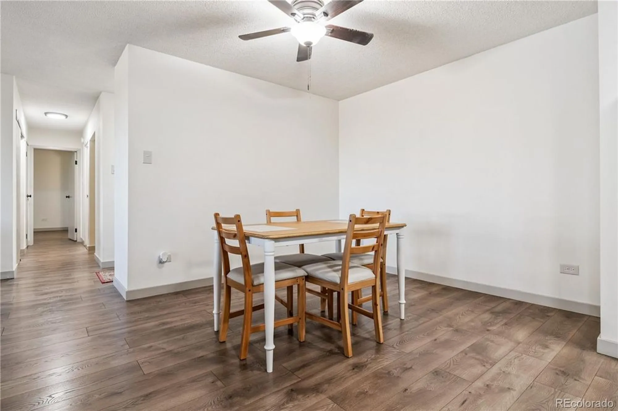 Property Slideshow image 12 of 49 | 300 s clinton st 8c, Denver, CO, 80247