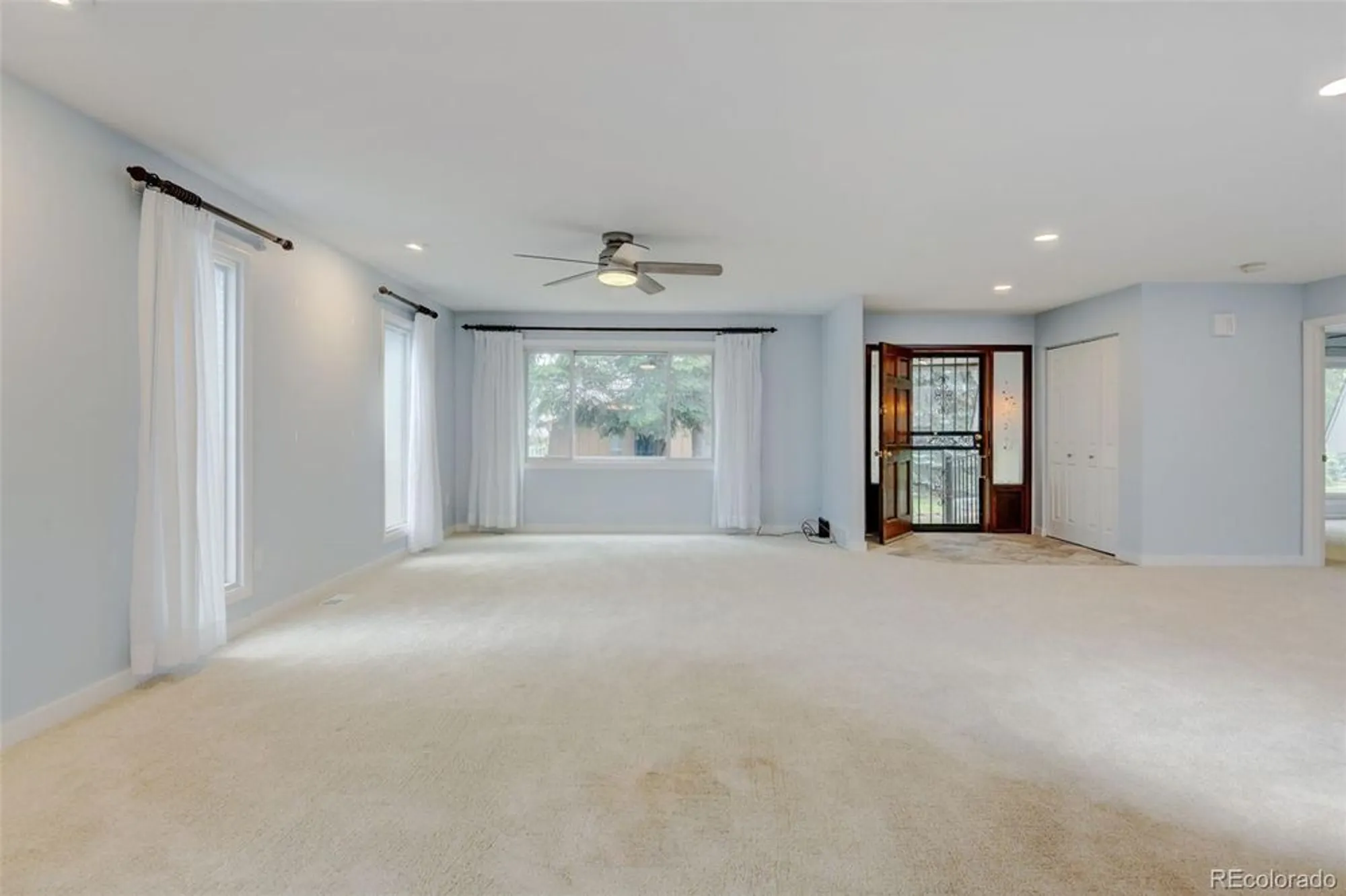 Property Slideshow image 11 of 39 | 20 scott dr, Broomfield, CO, 80020