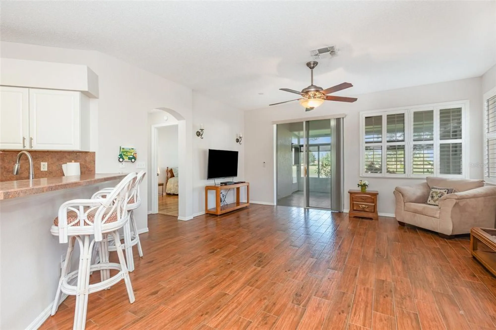 Property Slideshow image 10 of 32 | 2145 acadia greens dr # ac144, Sun City Center, FL, 33573