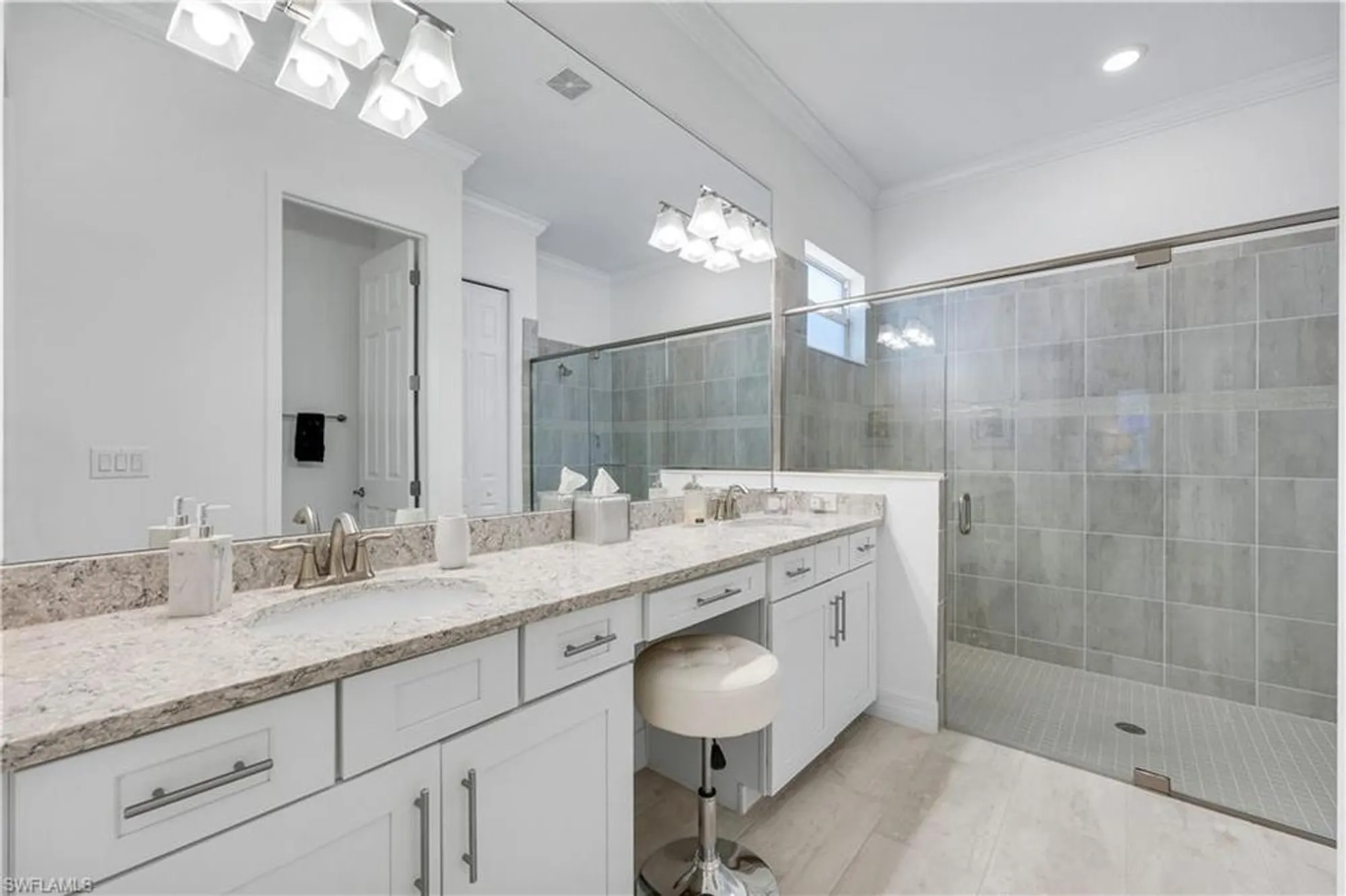 Property Slideshow image 19 of 40 | 14457 blue bay cir, Fort Myers, FL, 33913