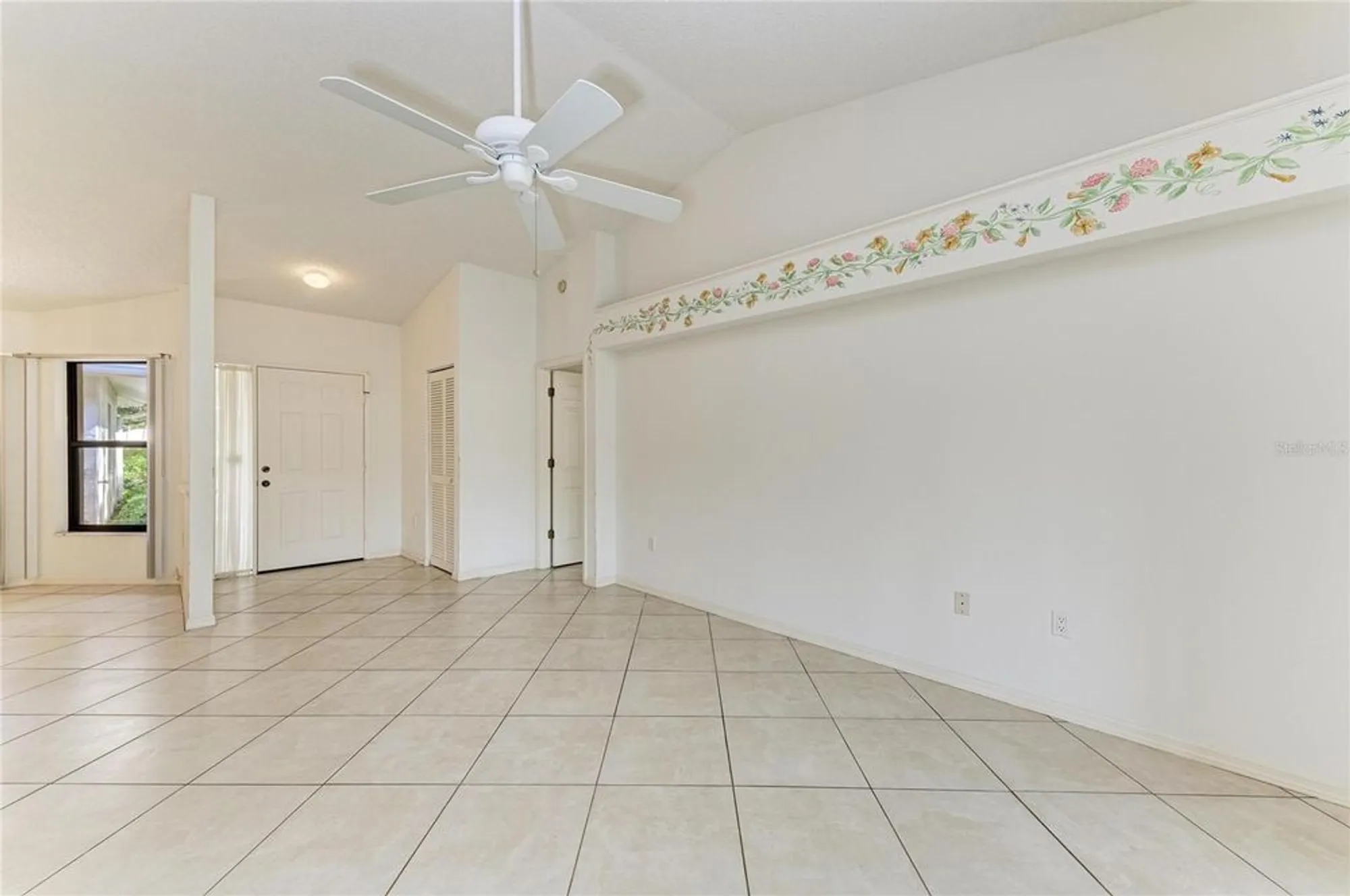 Property Slideshow image 9 of 62 | 101 southampton pl 248, Venice, FL, 34293