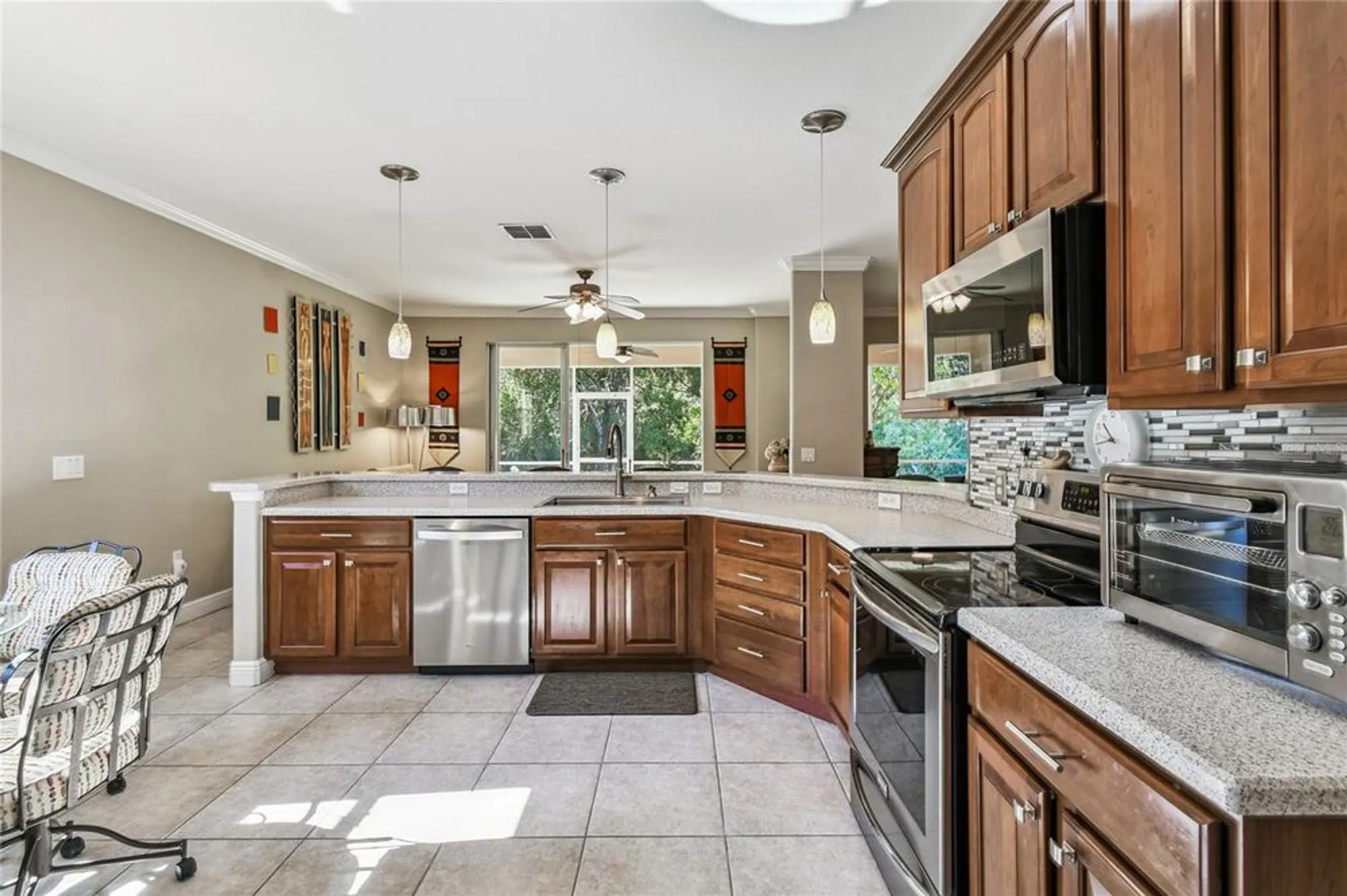 Property Slideshow image 13 of 66 | 350 balboa dr, Poinciana, FL, 34759