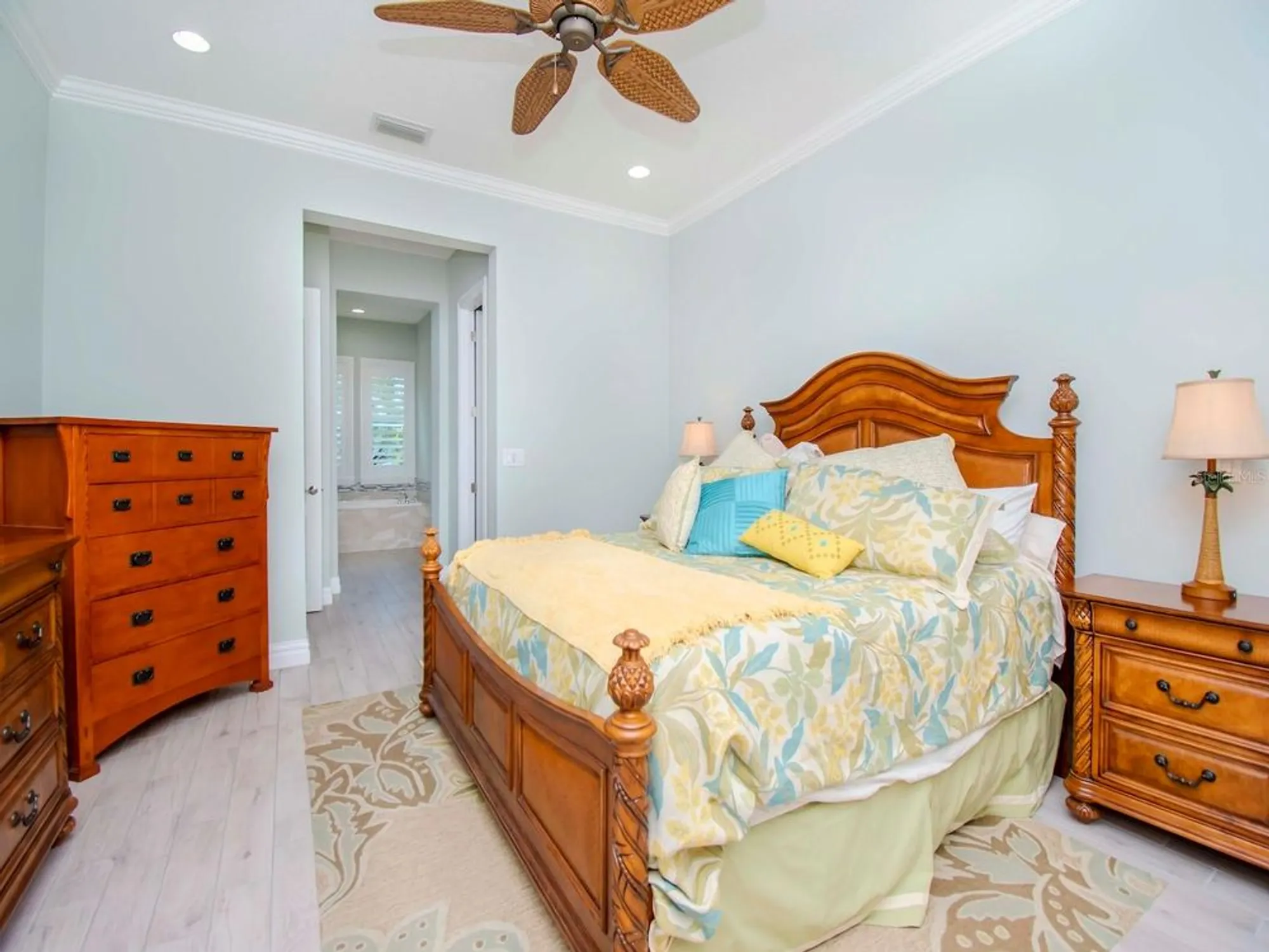 Property Slideshow image 17 of 52 | 717 manns harbor dr, Apollo Beach, FL, 33572