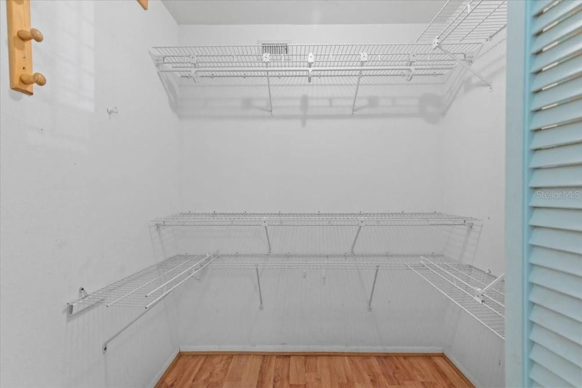 Property Slideshow image 26 of 37 | 2192 swedish dr apt 10, Clearwater, FL, 33763