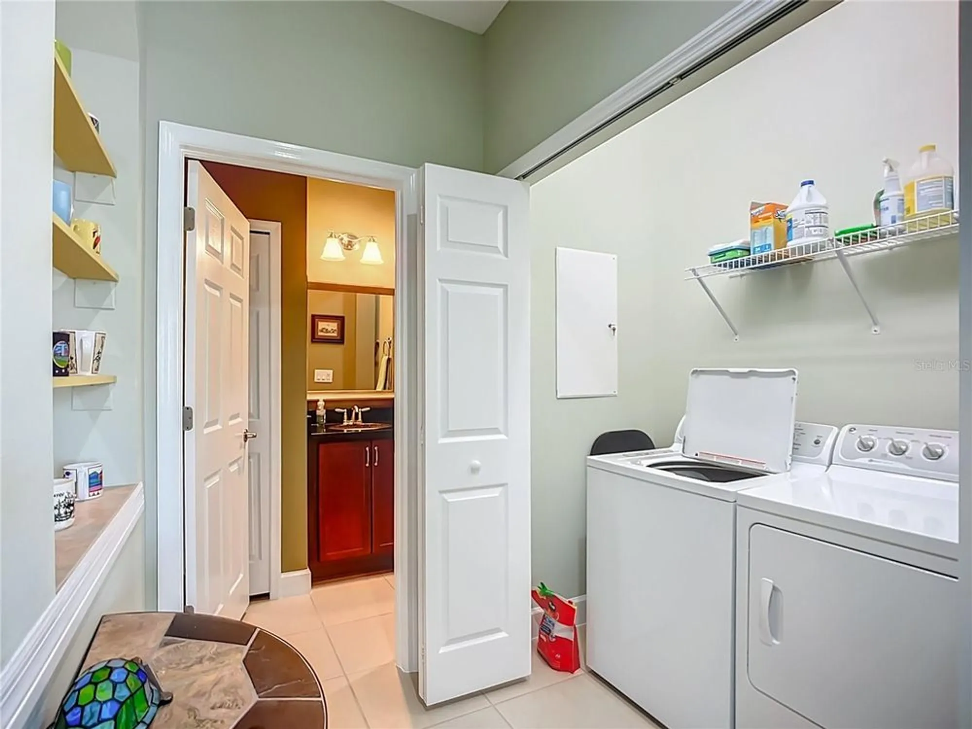 Property Slideshow image 25 of 43 | 689 chipper dr, Sun City Center, FL, 33573