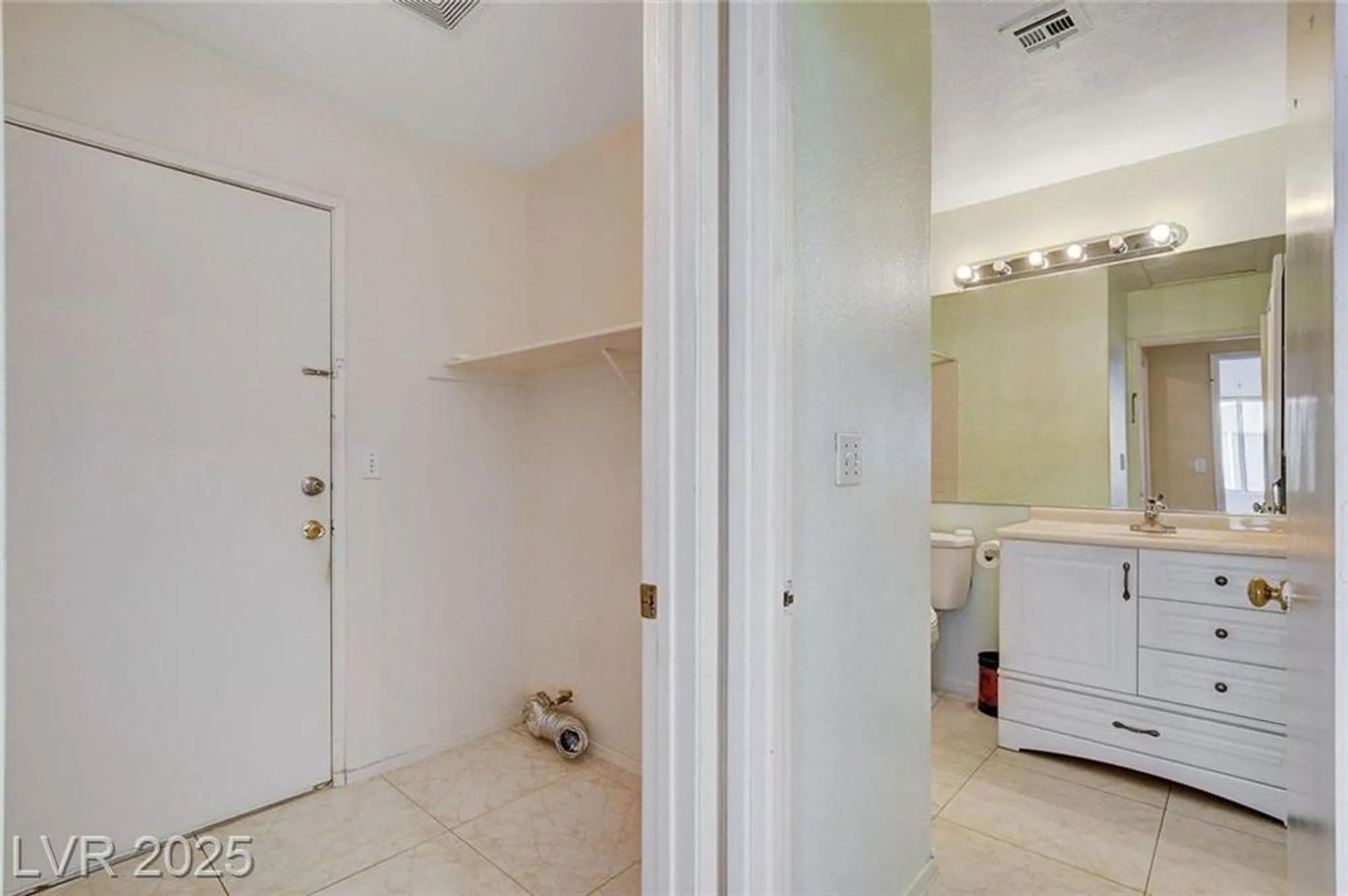 Property Slideshow image 32 of 40 | 5524 morningcross st, Las Vegas, NV, 89130