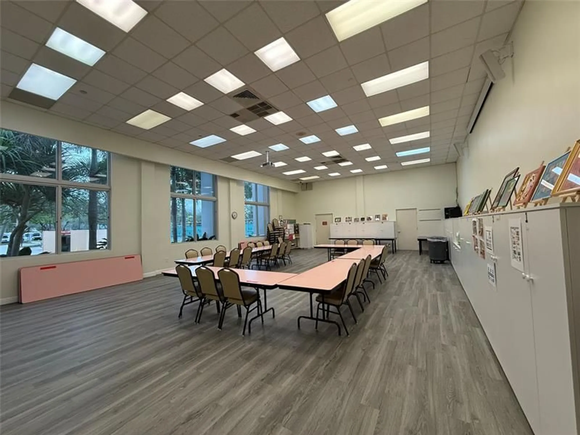 Property Slideshow image 28 of 29 | 9947 n belfort cir # 114, Tamarac, FL, 33321