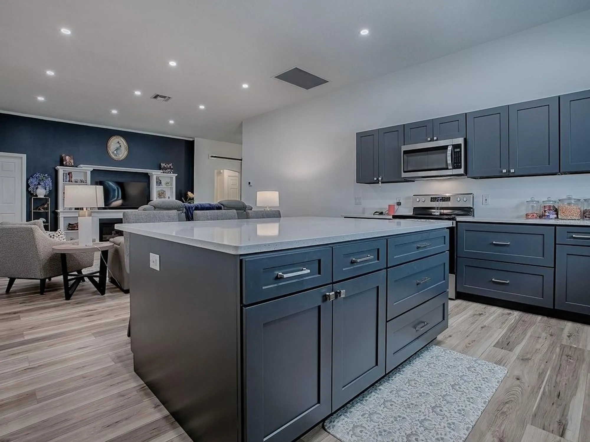 Property Slideshow image 16 of 50 | 1010 ventura dr, The Villages, FL, 32159