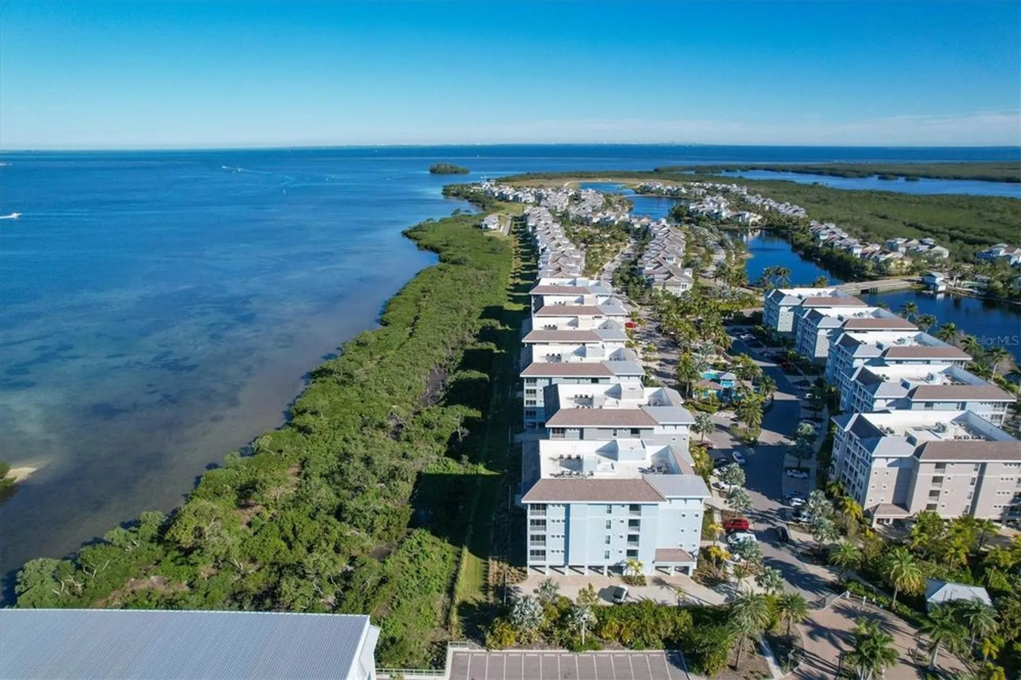 Property Slideshow image 28 of 61 | 396 aruba cir unit 302, Bradenton, FL, 34209