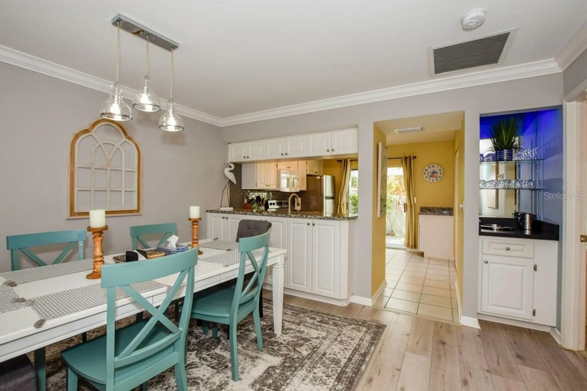 Property Slideshow image 12 of 63 | 208 cerromar way 26, Venice, FL, 34293