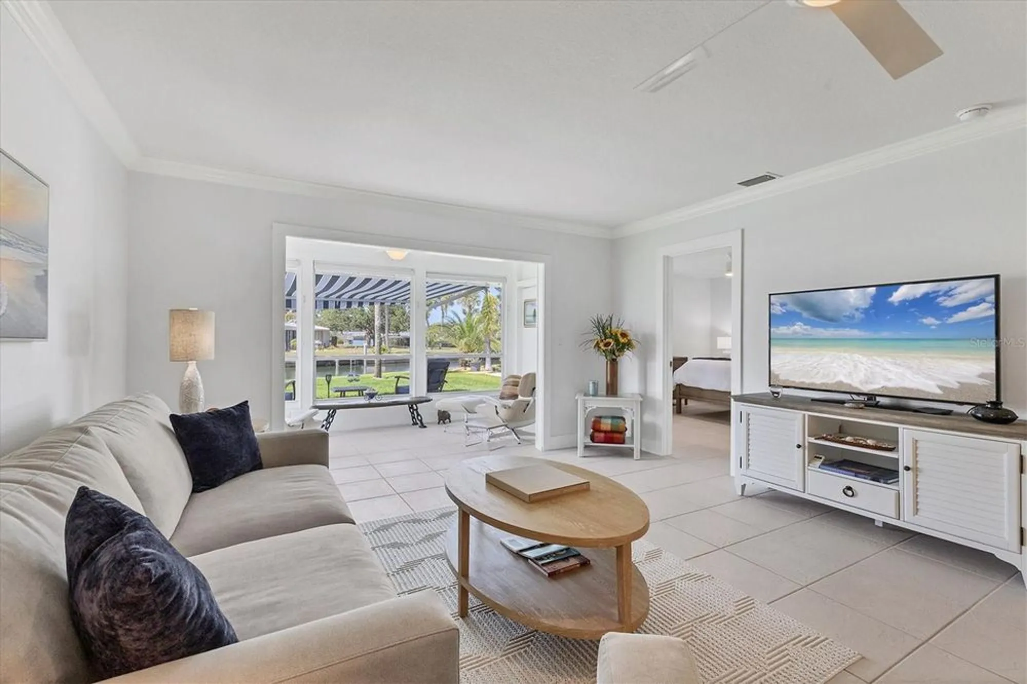 Property Slideshow image 11 of 53 | 608 fair winds dr, Nokomis, FL, 34275