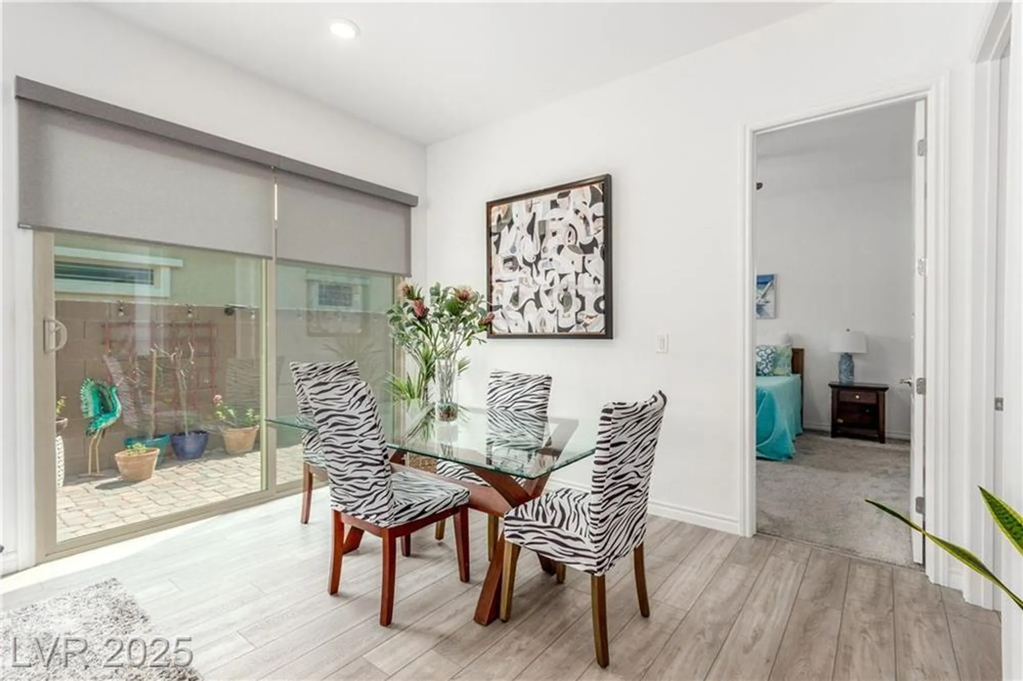 Property Slideshow image 12 of 43 | 905 belleforte ln, Las Vegas, NV, 89138