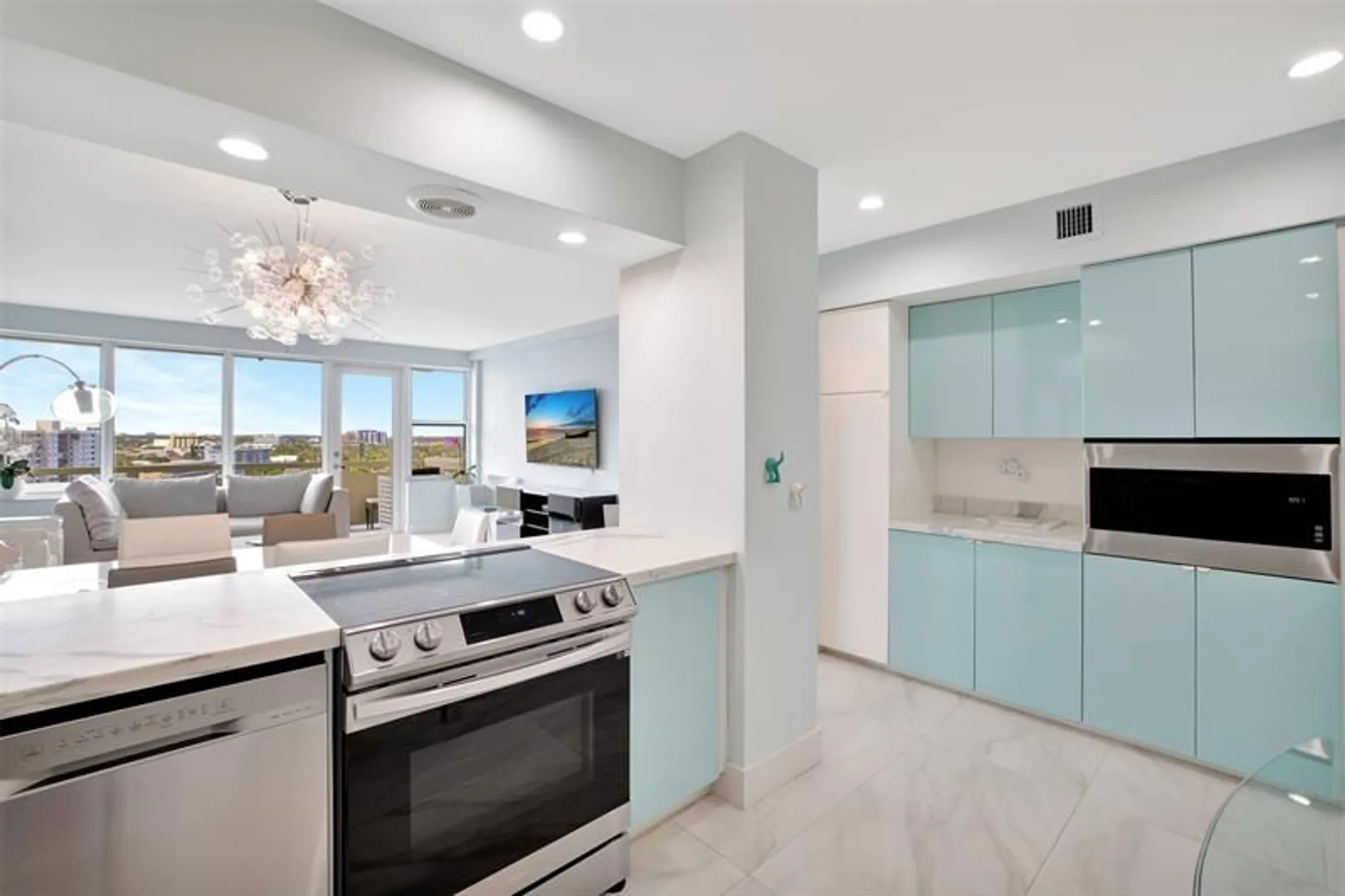 Property Slideshow image 17 of 25 | 3200 ne 36th st 1102, Fort Lauderdale, FL, 33308