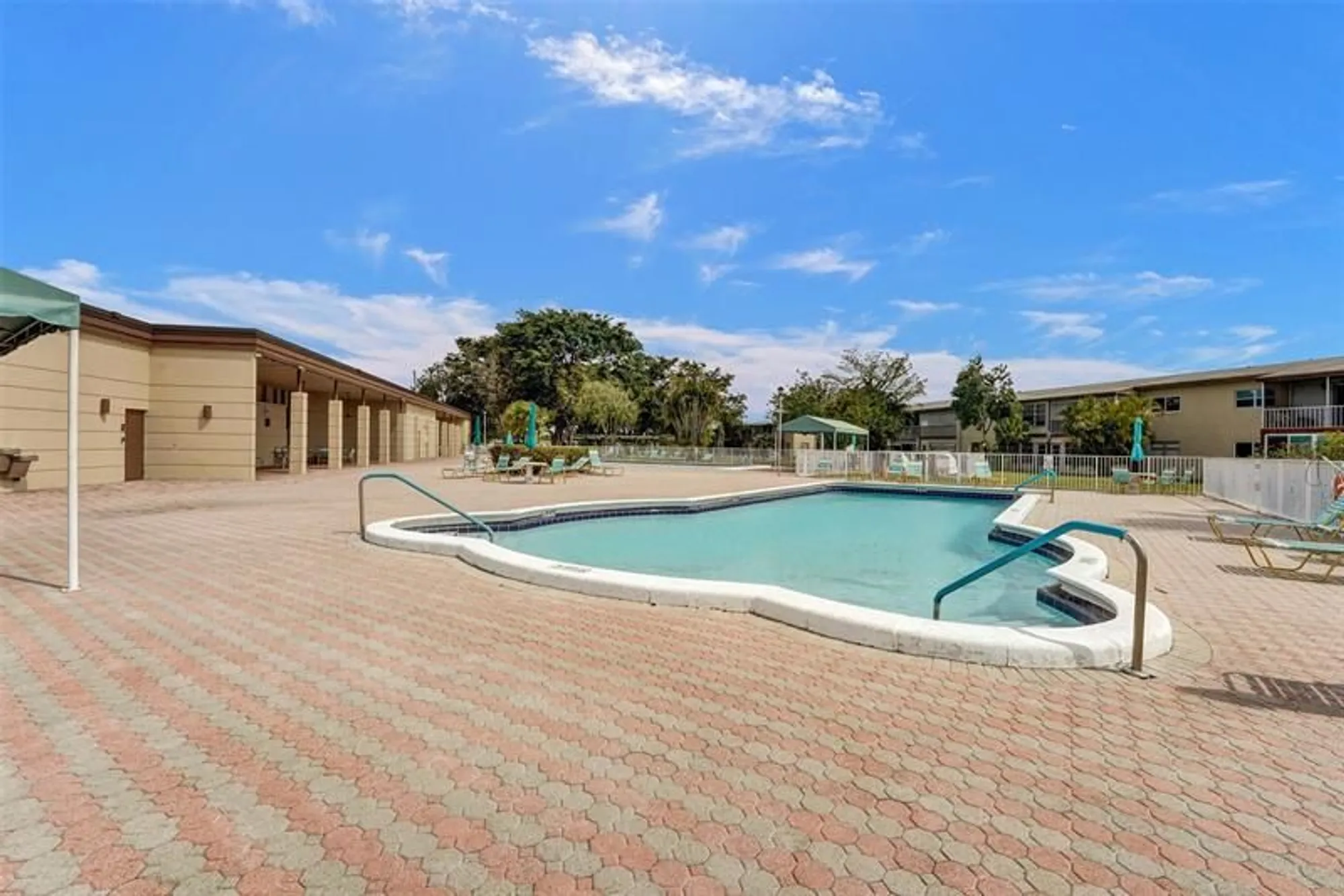 Property Slideshow image 57 of 60 | 7605 nw 5th pl apt 103, Margate, FL, 33063