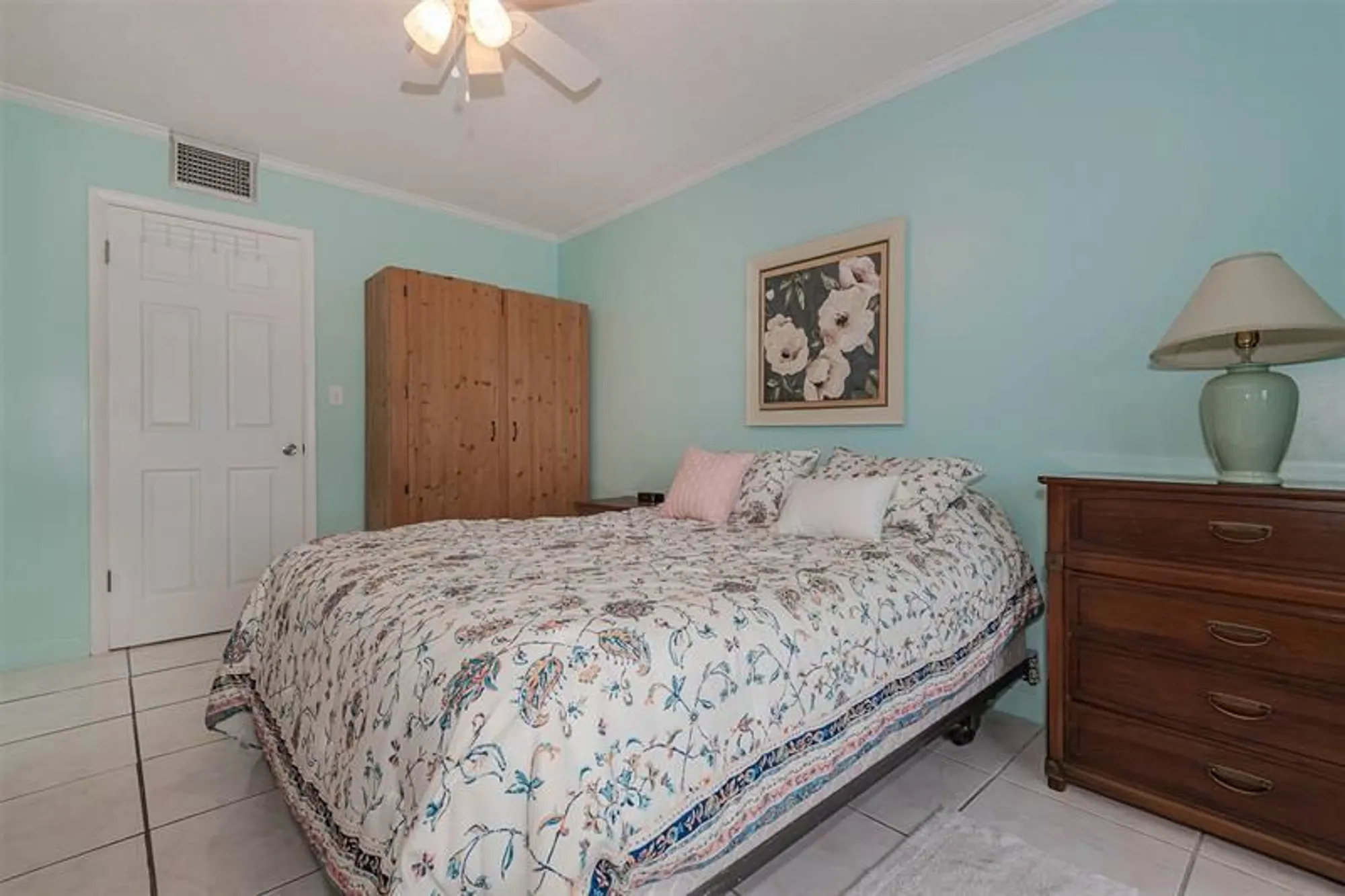 Property Slideshow image 18 of 36 | 3071 nw 47th ter 317, Lauderdale Lakes, FL, 33313