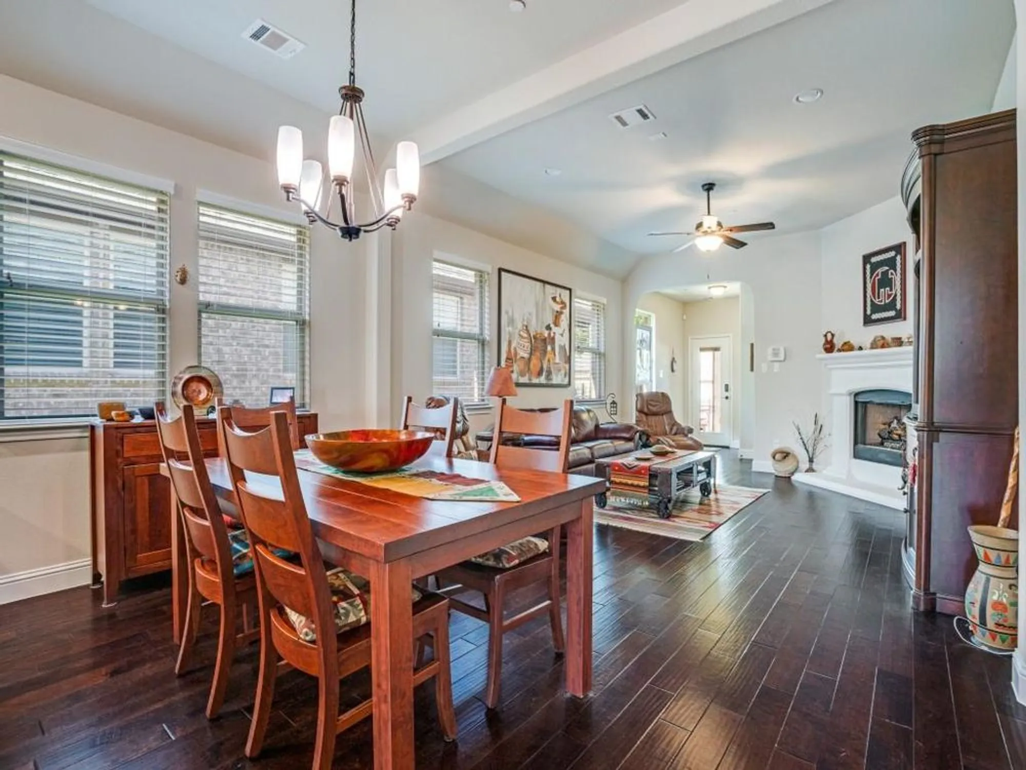 Property Slideshow image 10 of 27 | 8612 grassland dr, Mckinney, TX, 75070