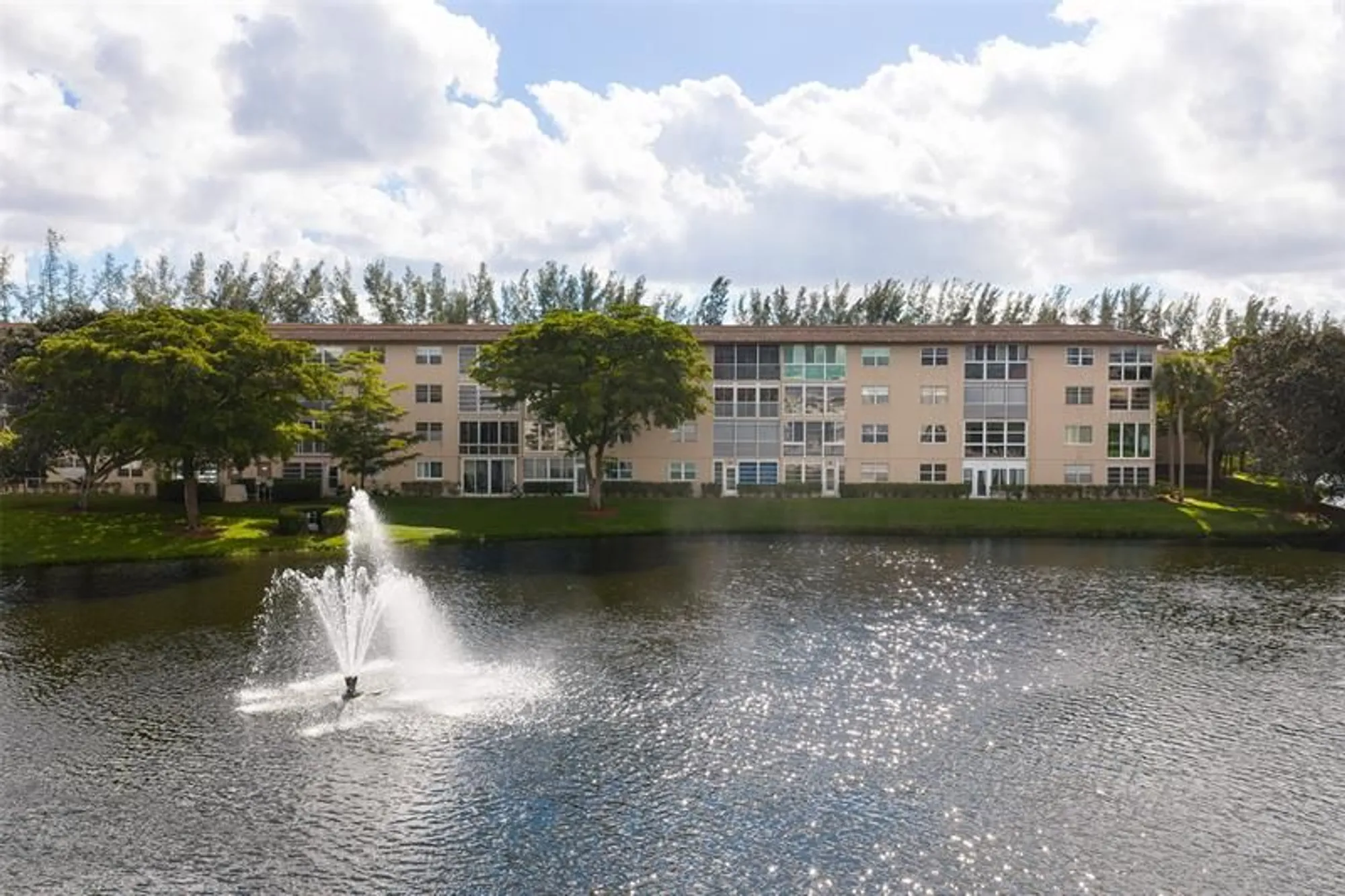 Property Slideshow image 29 of 33 | 1703 andros isle g4, Coconut Creek, FL, 33066