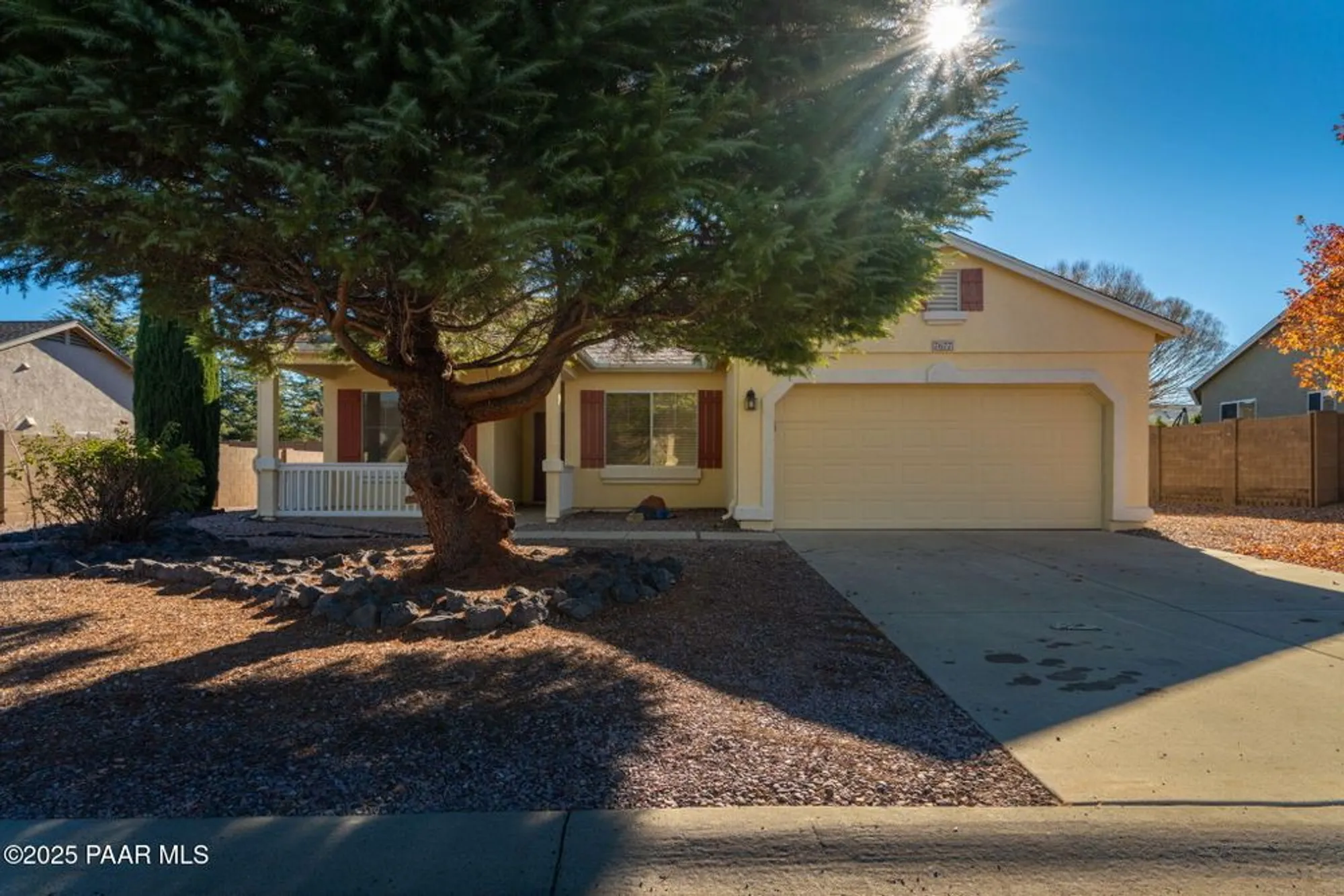 Property Slideshow image 2 of 36 | 7677 e shimmer ln, Prescott Valley, AZ, 86315