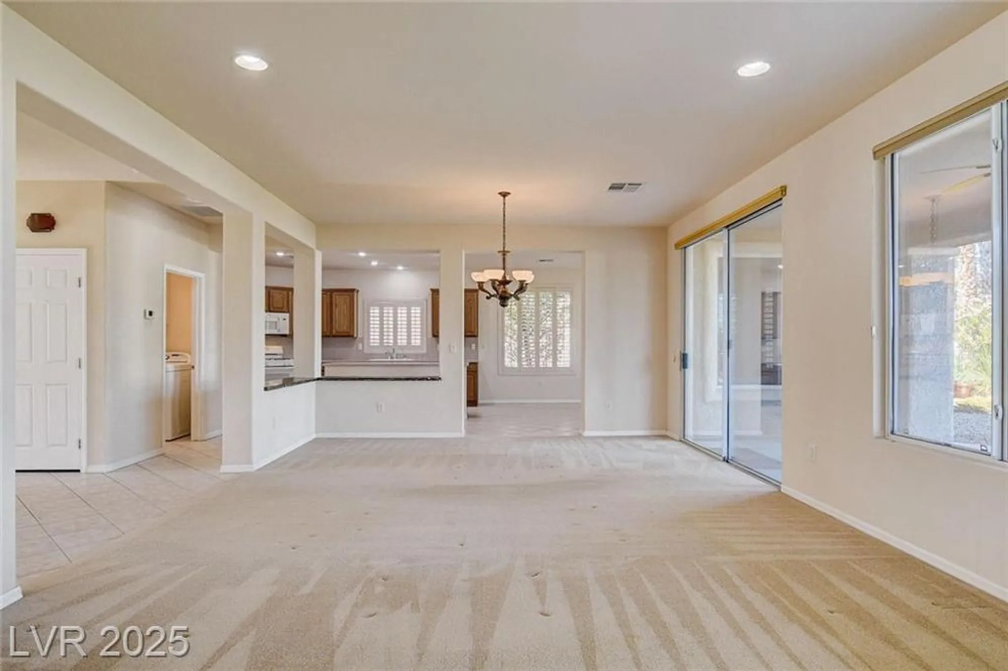 Property Slideshow image 6 of 50 | 10504 bambola pl, Las Vegas, NV, 89135