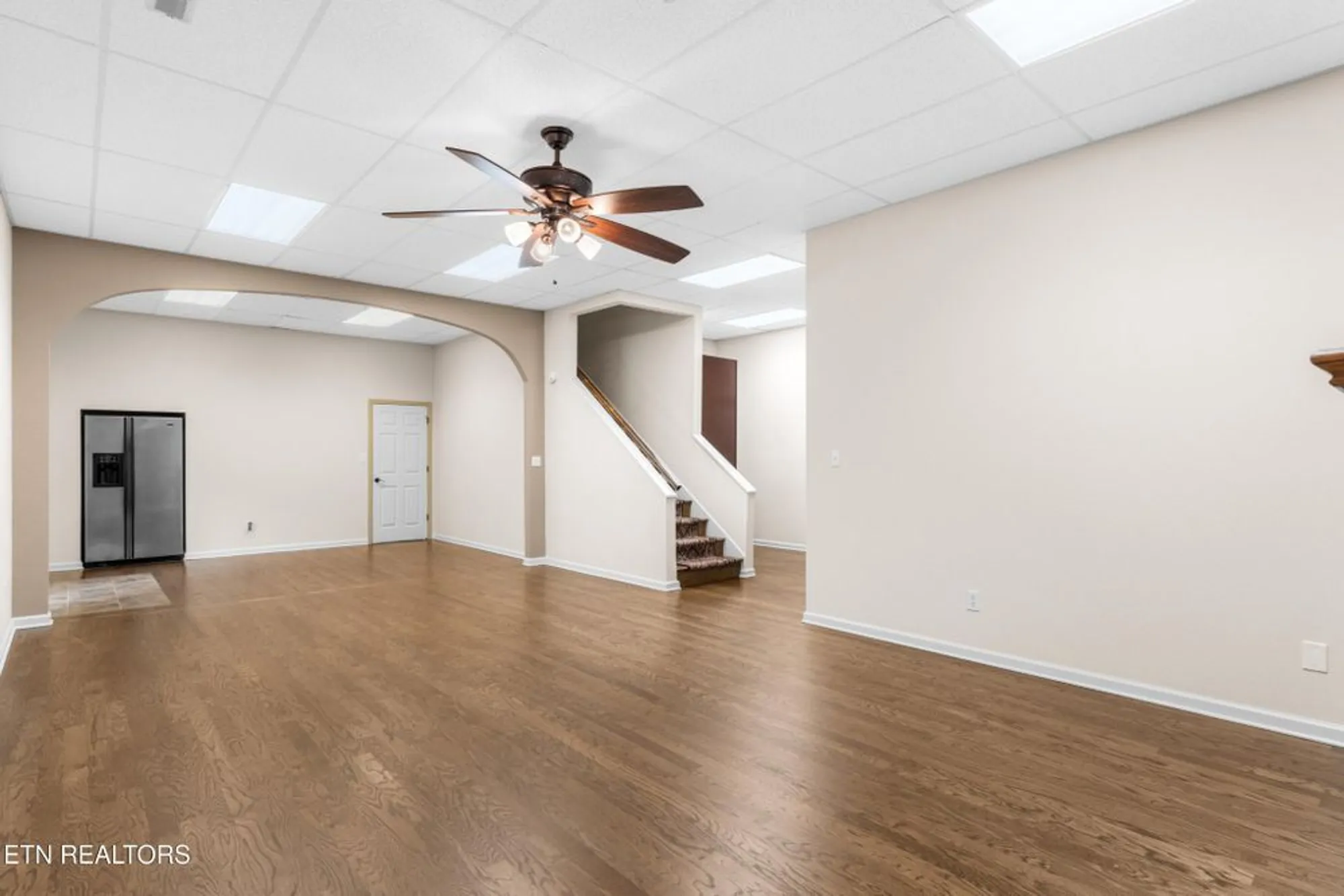 Property Slideshow image 36 of 60 | 407 tecumseh pt, Loudon, TN, 37774