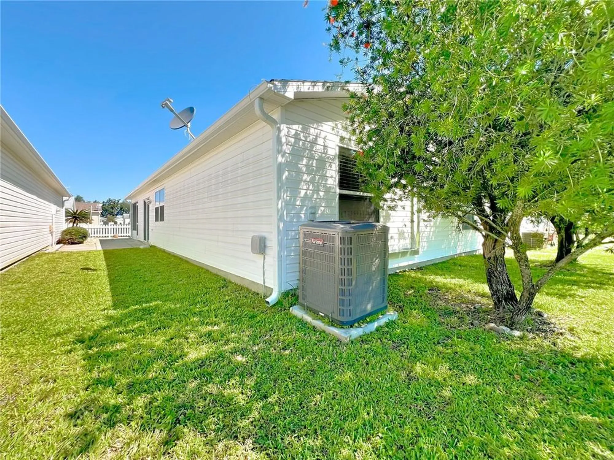 Property Slideshow image 40 of 42 | 2140 estevez dr, The Villages, FL, 32159