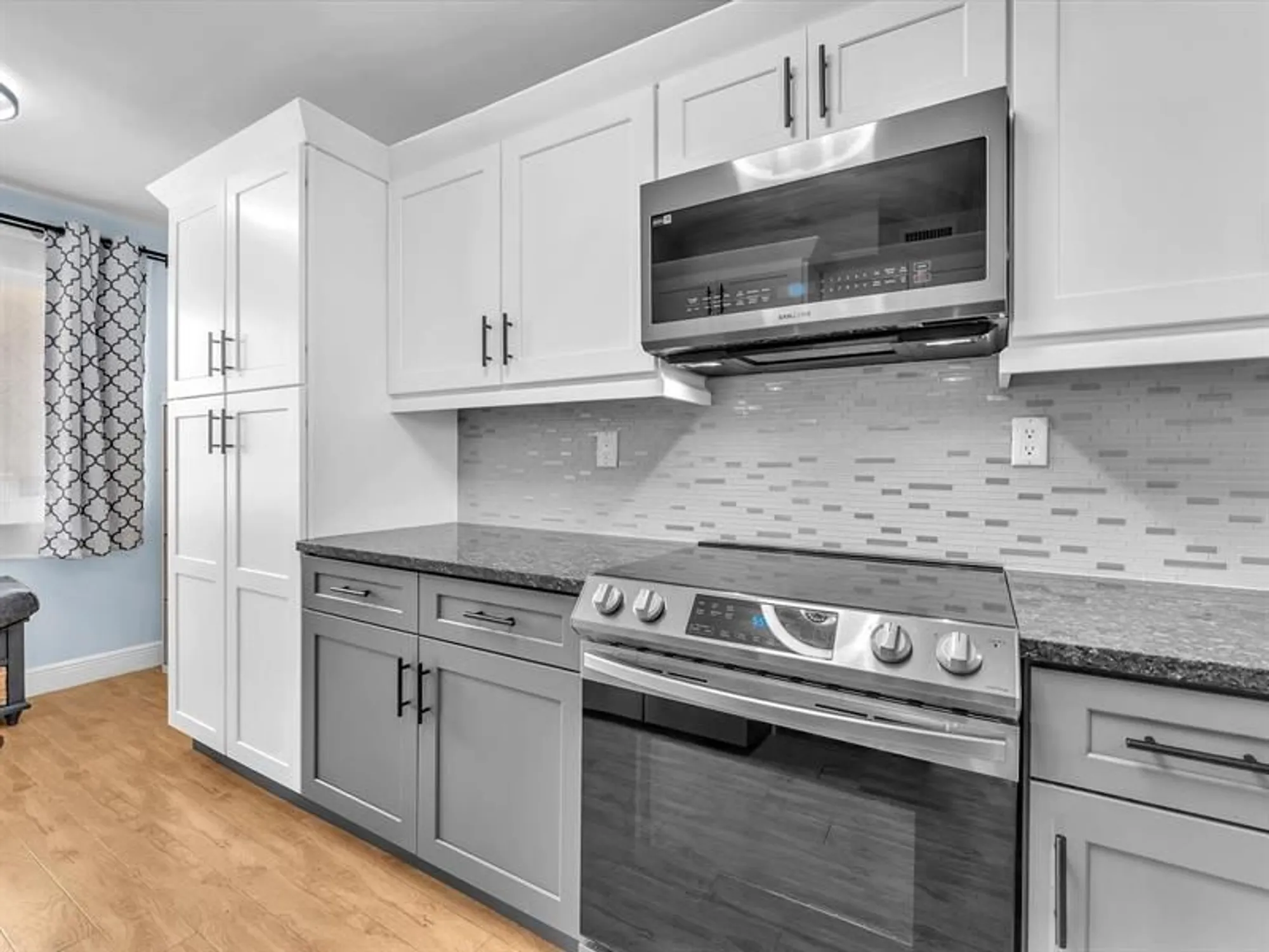 Property Slideshow image 6 of 24 | 7302 s devon dr 307, Tamarac, FL, 33321