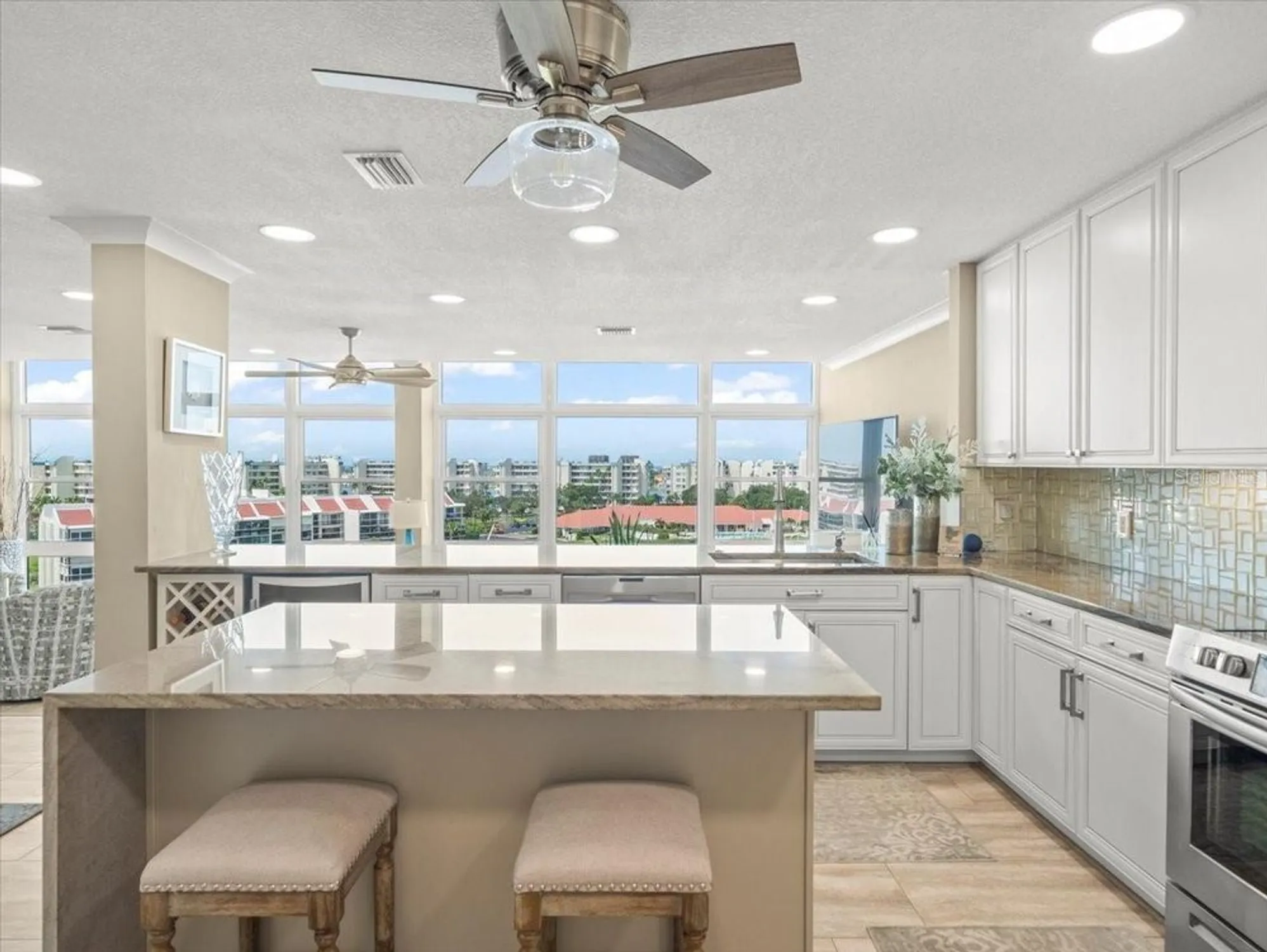 Property Slideshow image 21 of 74 | 7600 sun island dr ph 804, South Pasadena, FL, 33707
