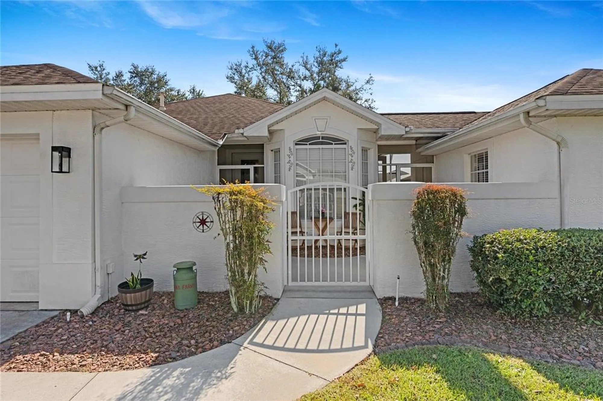 Property Slideshow image 7 of 64 | 5676 gulf stream st, Tavares, FL, 32778