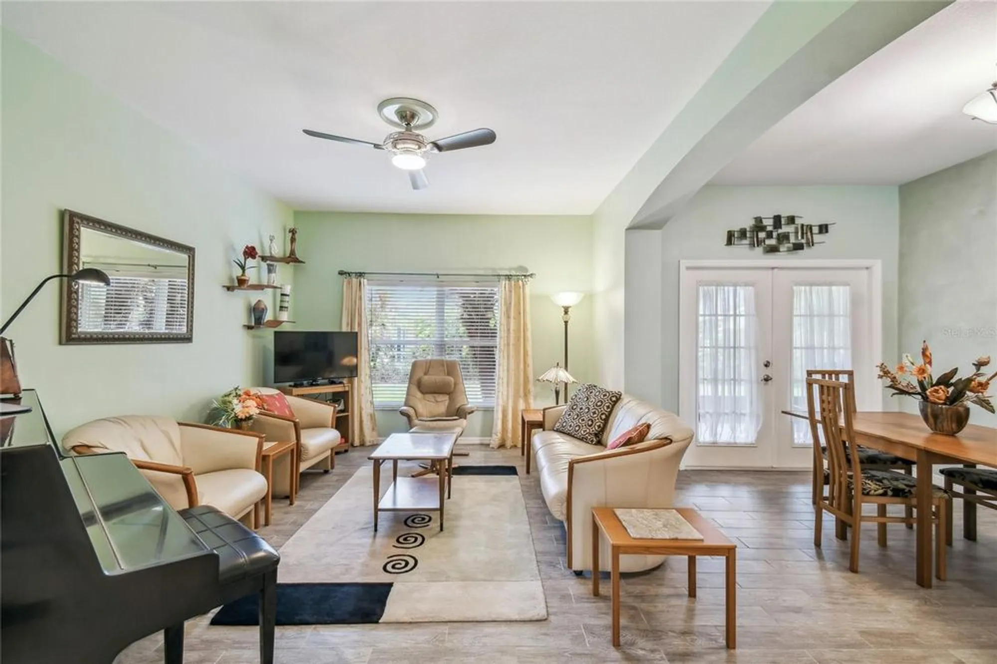 Property Slideshow image 4 of 68 | 651 highlands hammock dr, Poinciana, FL, 34759