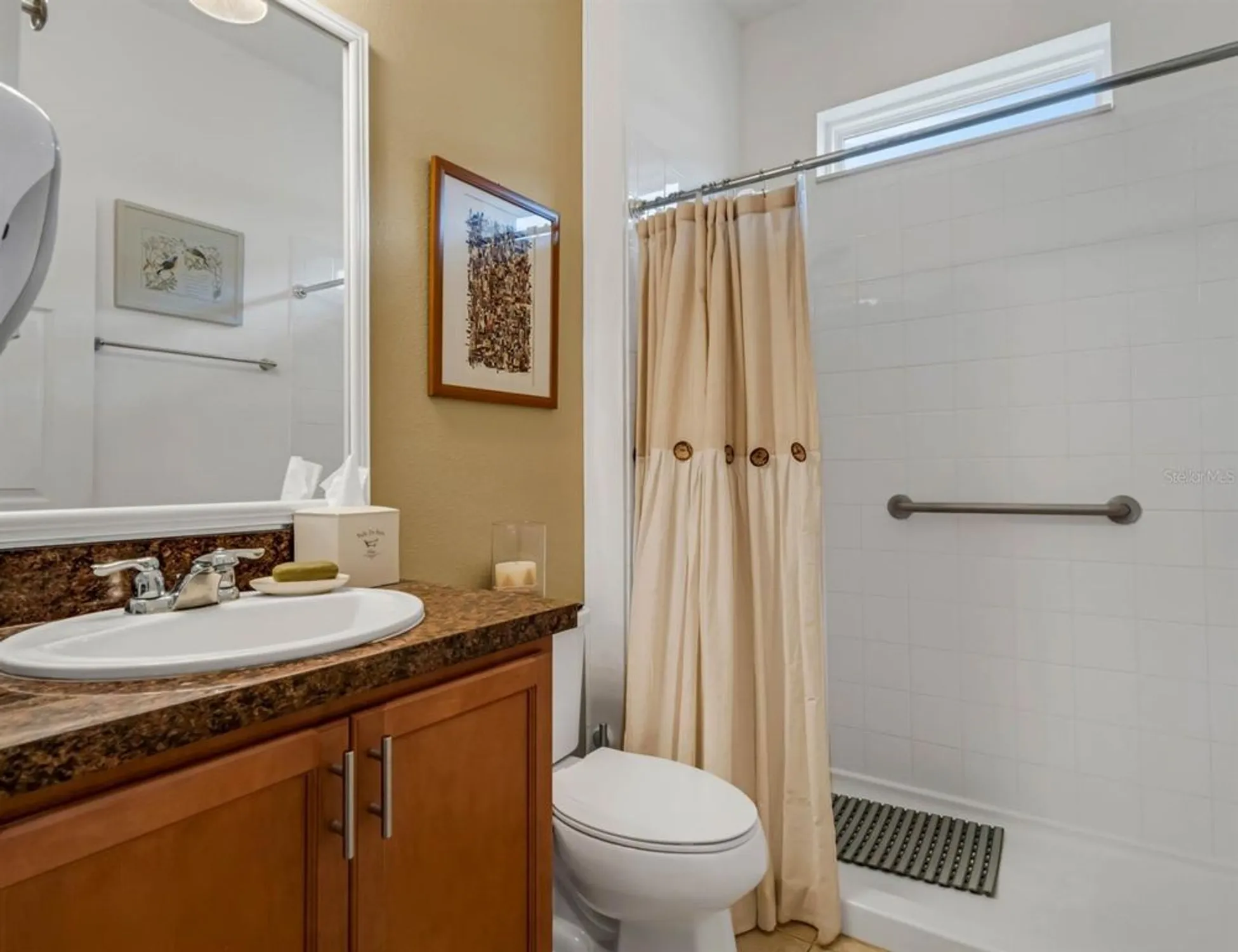 Property Slideshow image 10 of 14 | 1390 harbor ridge dr, Kissimmee, FL, 34759