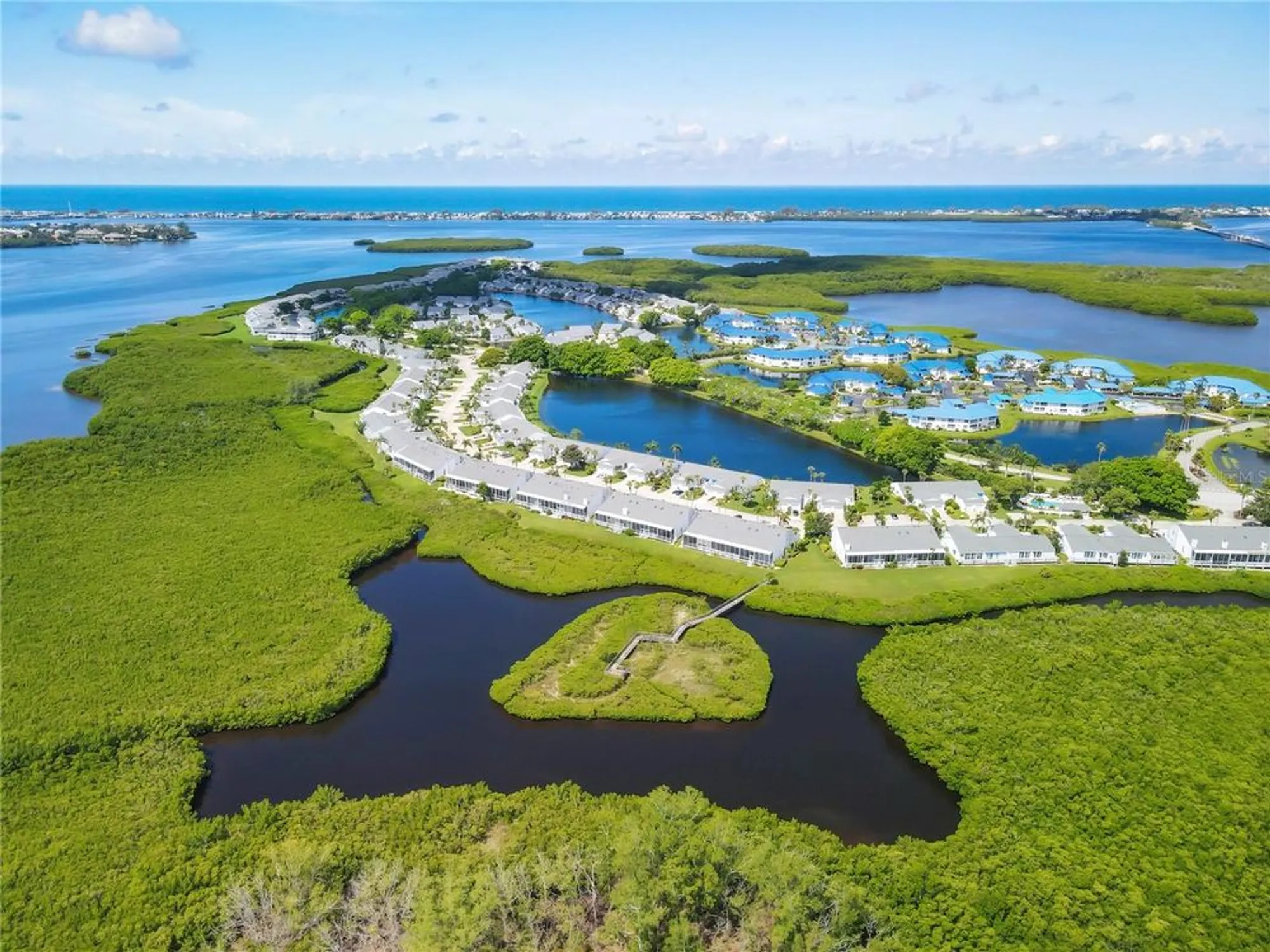 Property Slideshow image 46 of 54 | 983 sandpiper cir, Bradenton, FL, 34209