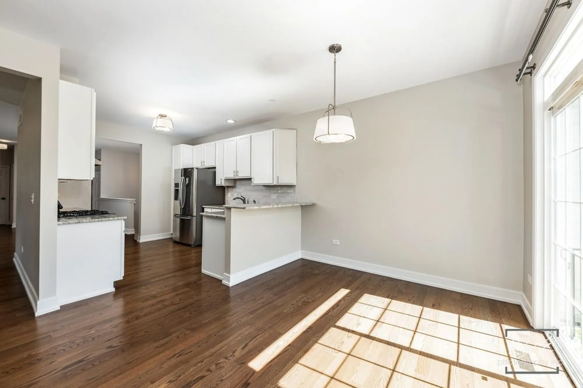 Property Slideshow image 8 of 33 | 2836 hillcrest cir, Naperville, IL, 60564