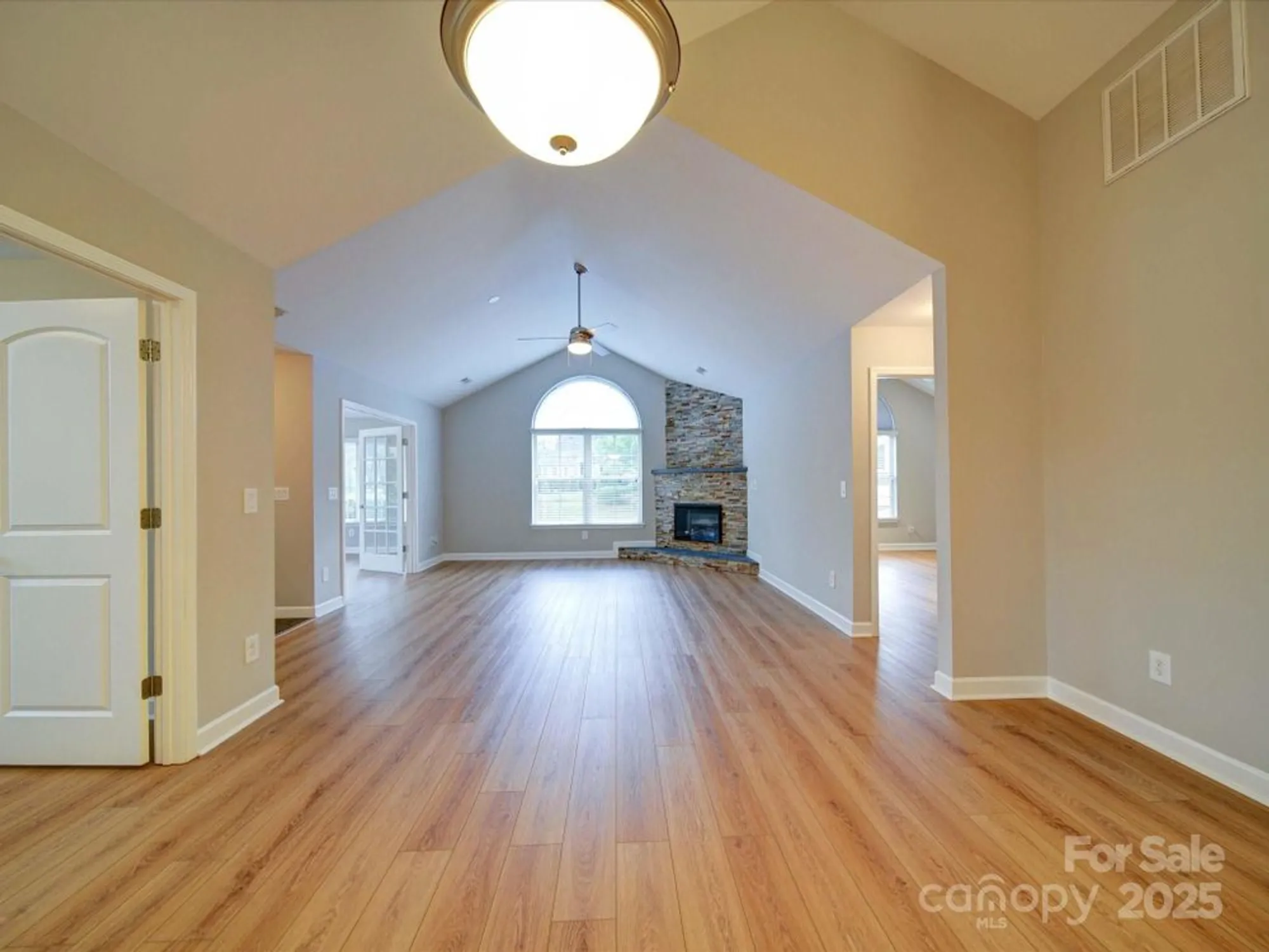 Property Slideshow image 16 of 48 | 4754 polo gate blvd, Charlotte, NC, 28216